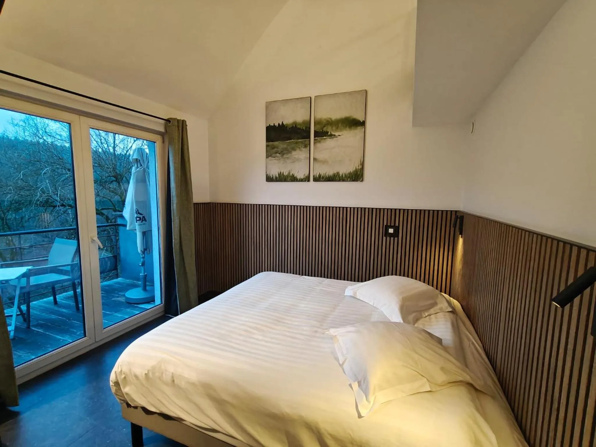 Bed in Hotel Bô Rivage