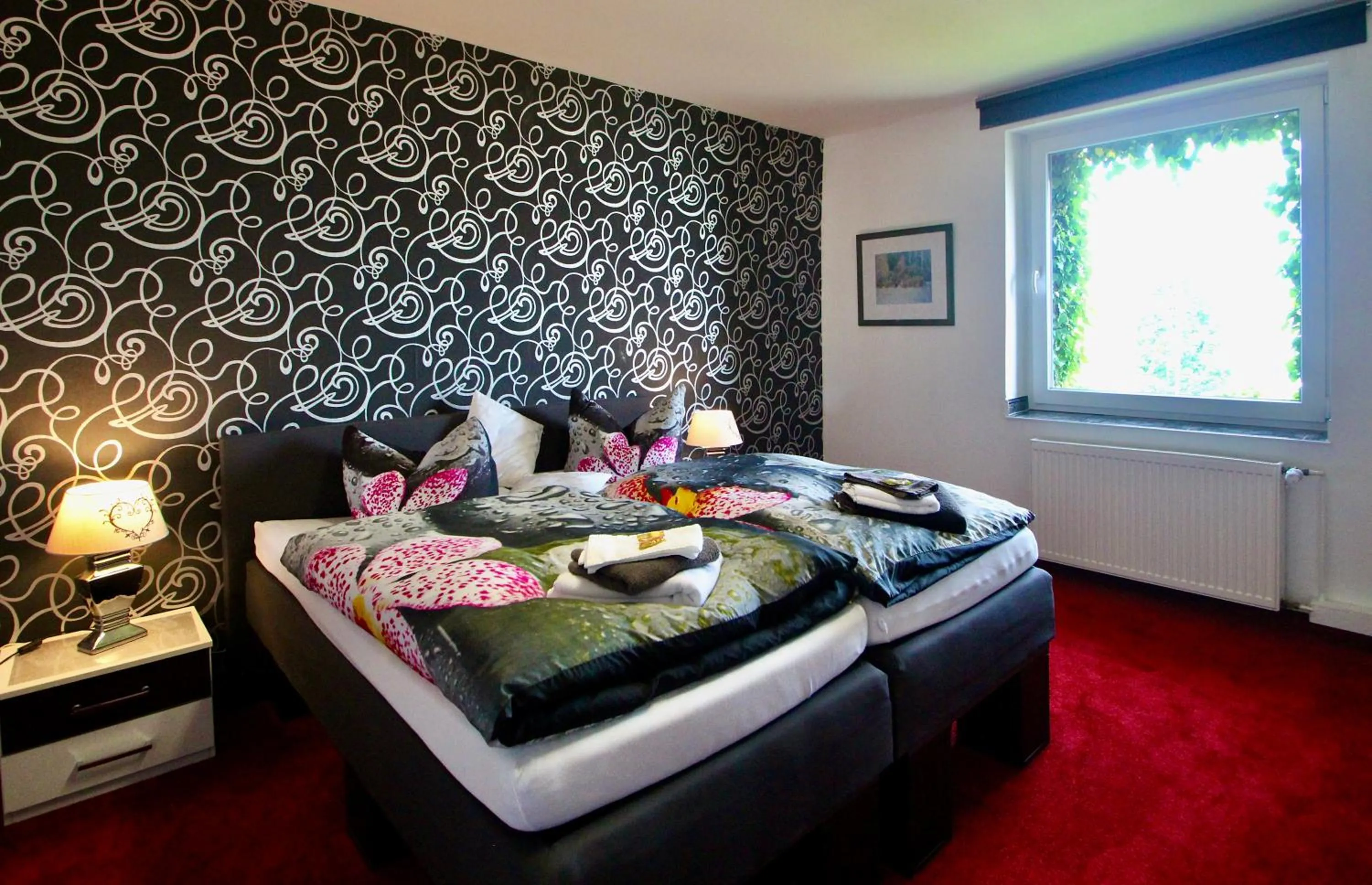 Bedroom, Bed in Suite-Apartment-Essen