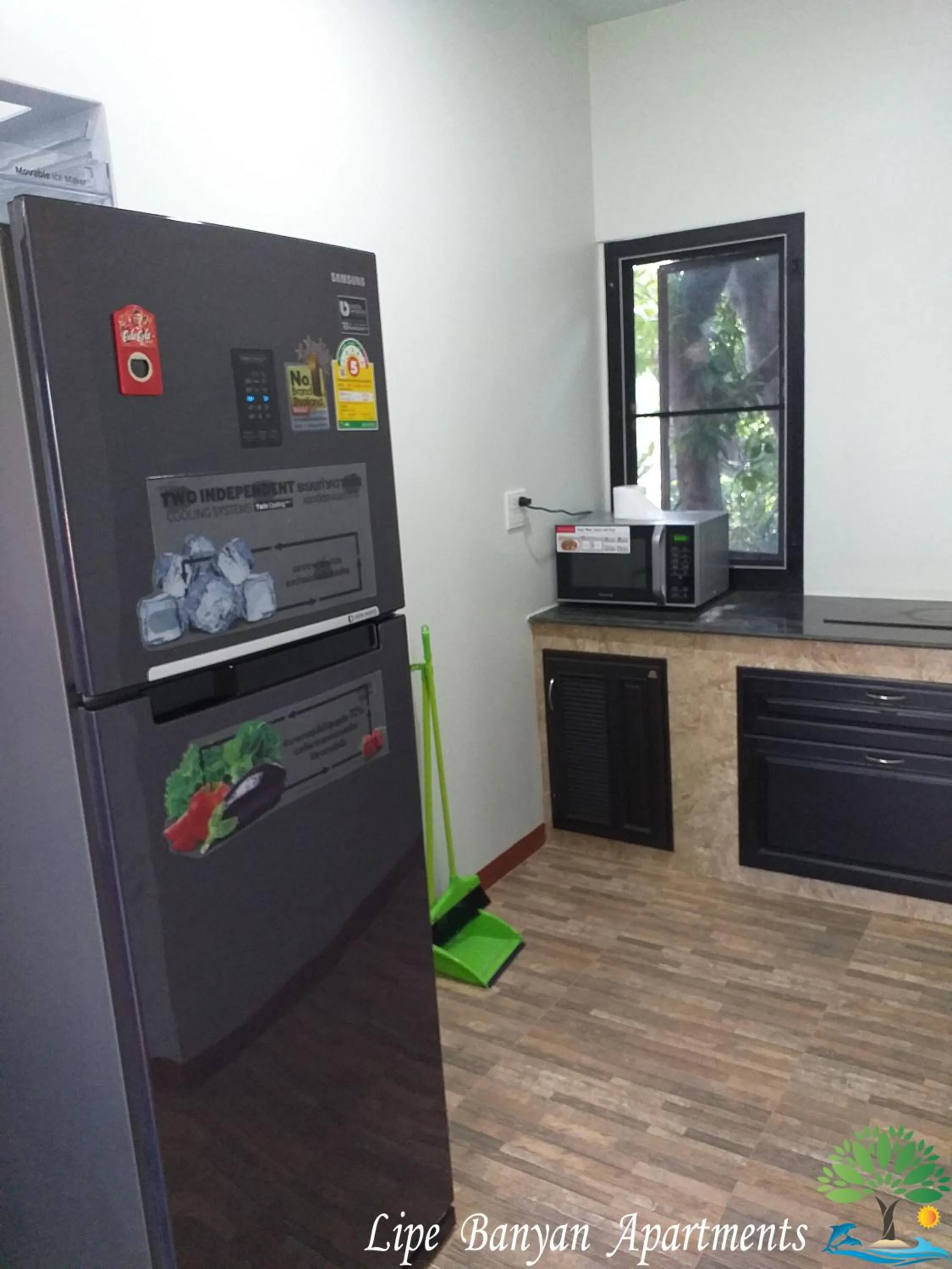 Lipe Banyan Apartments