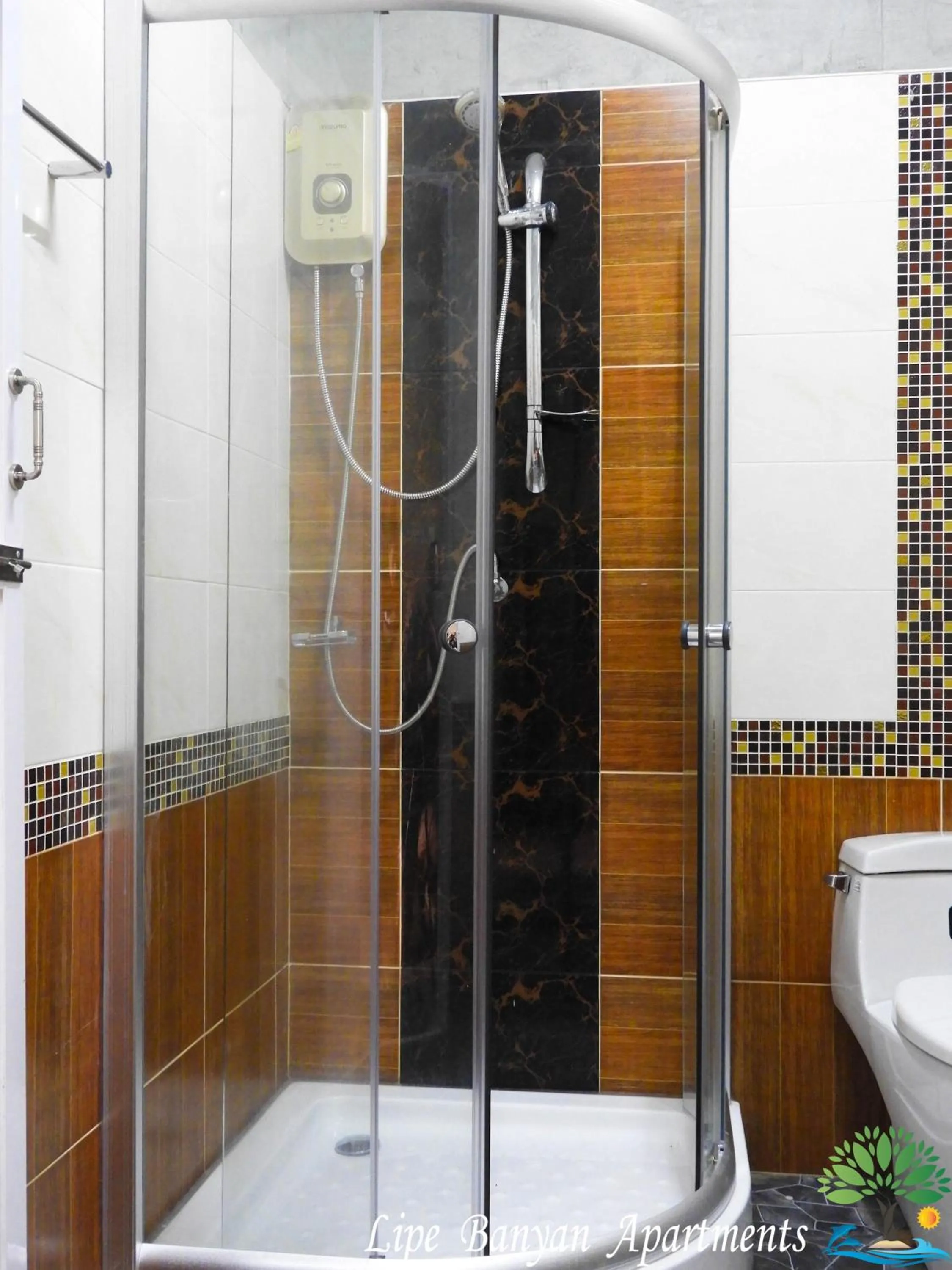 Lipe Banyan Apartments