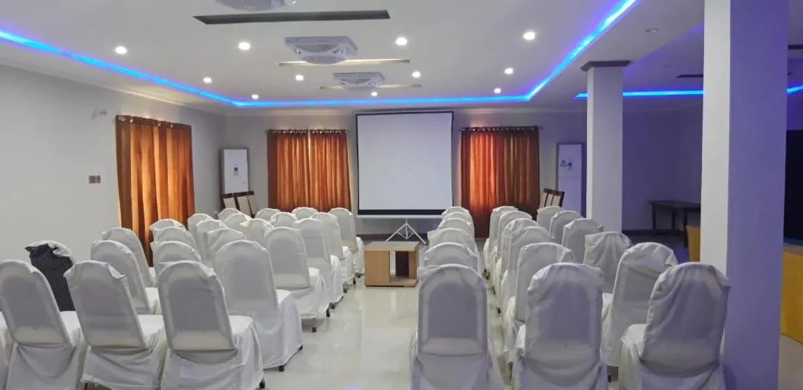 Business facilities in The King Hotel