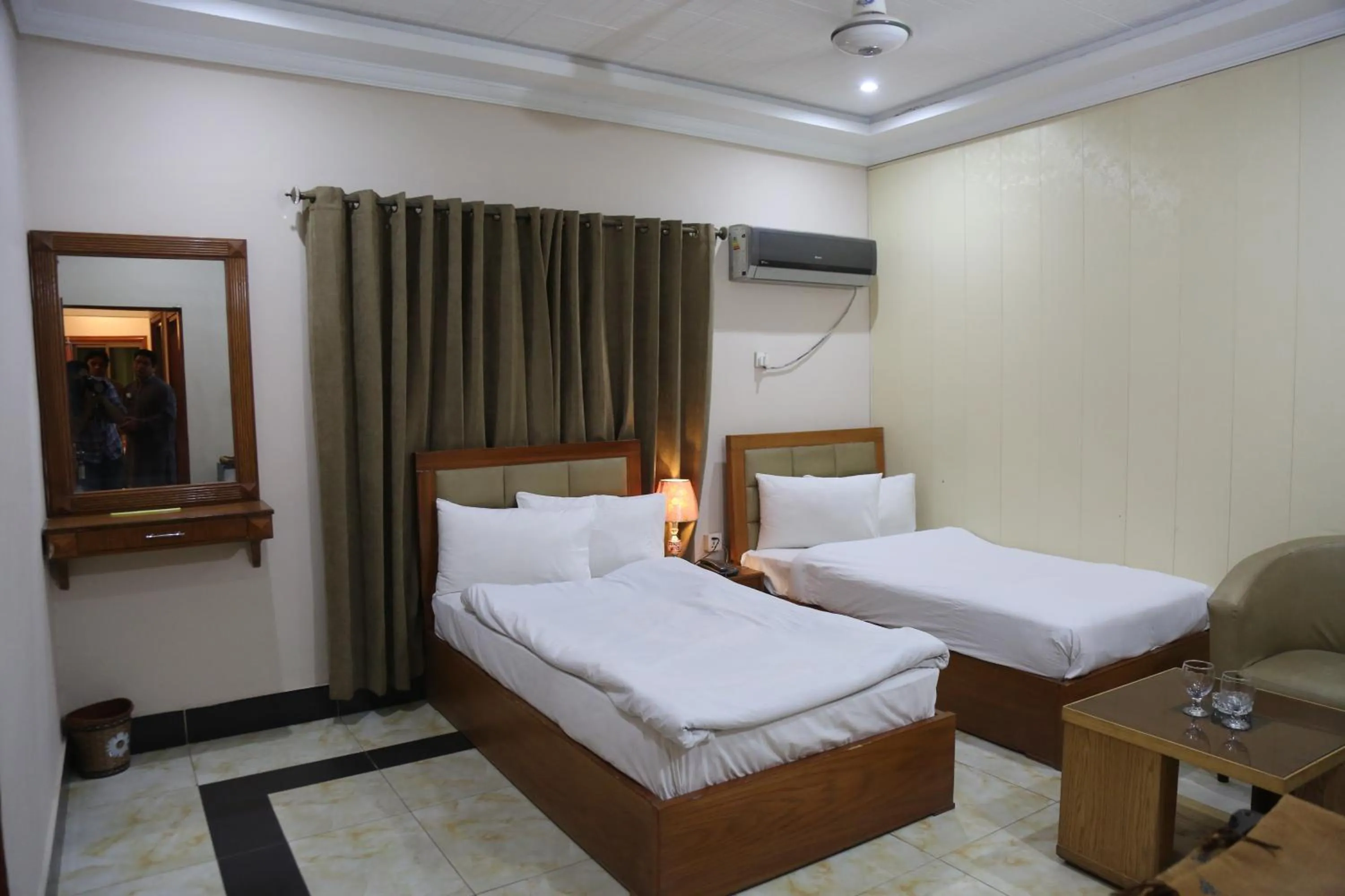 Bed in The King Hotel