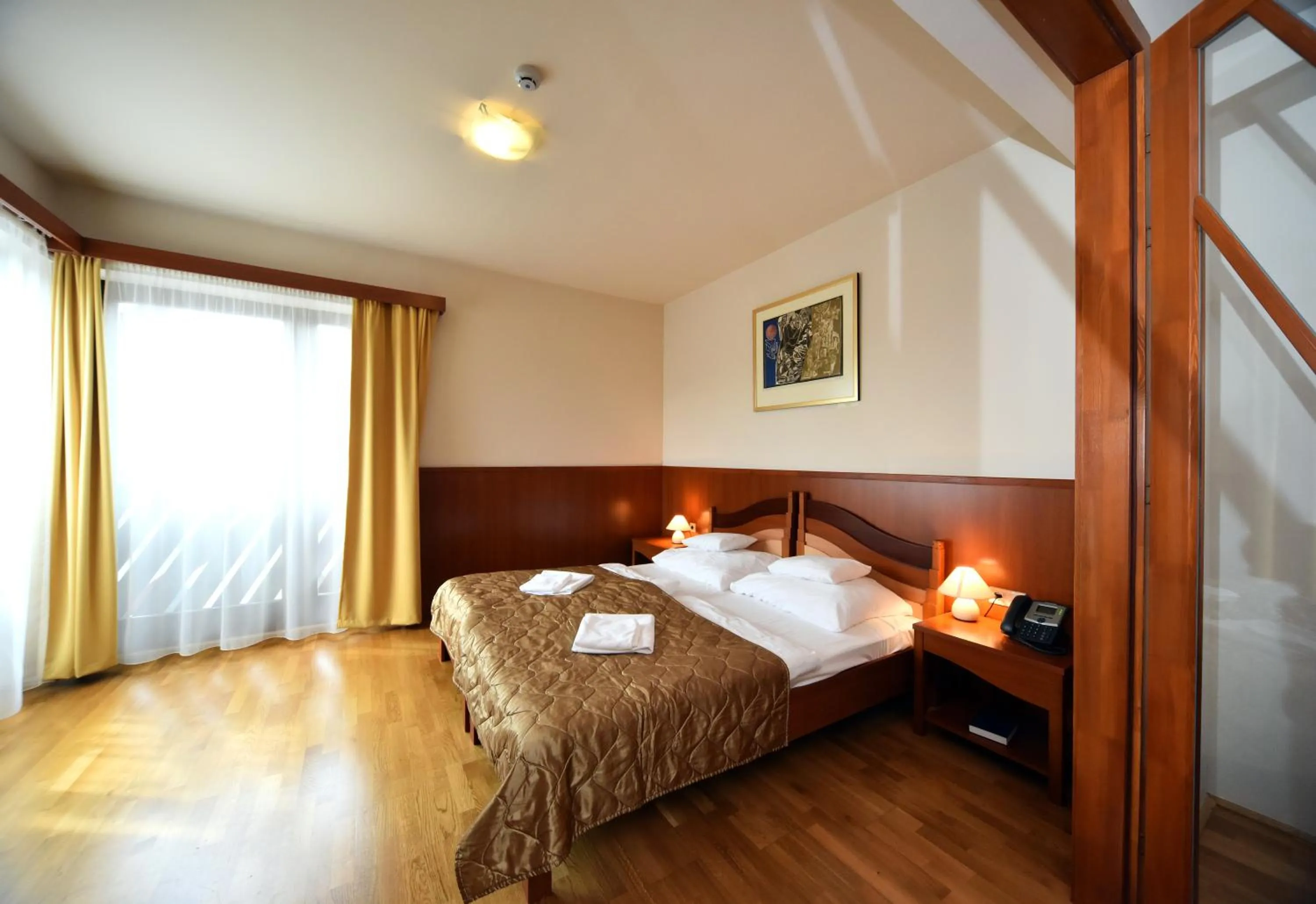 Photo of the whole room, Bed in Hotel Kumánia