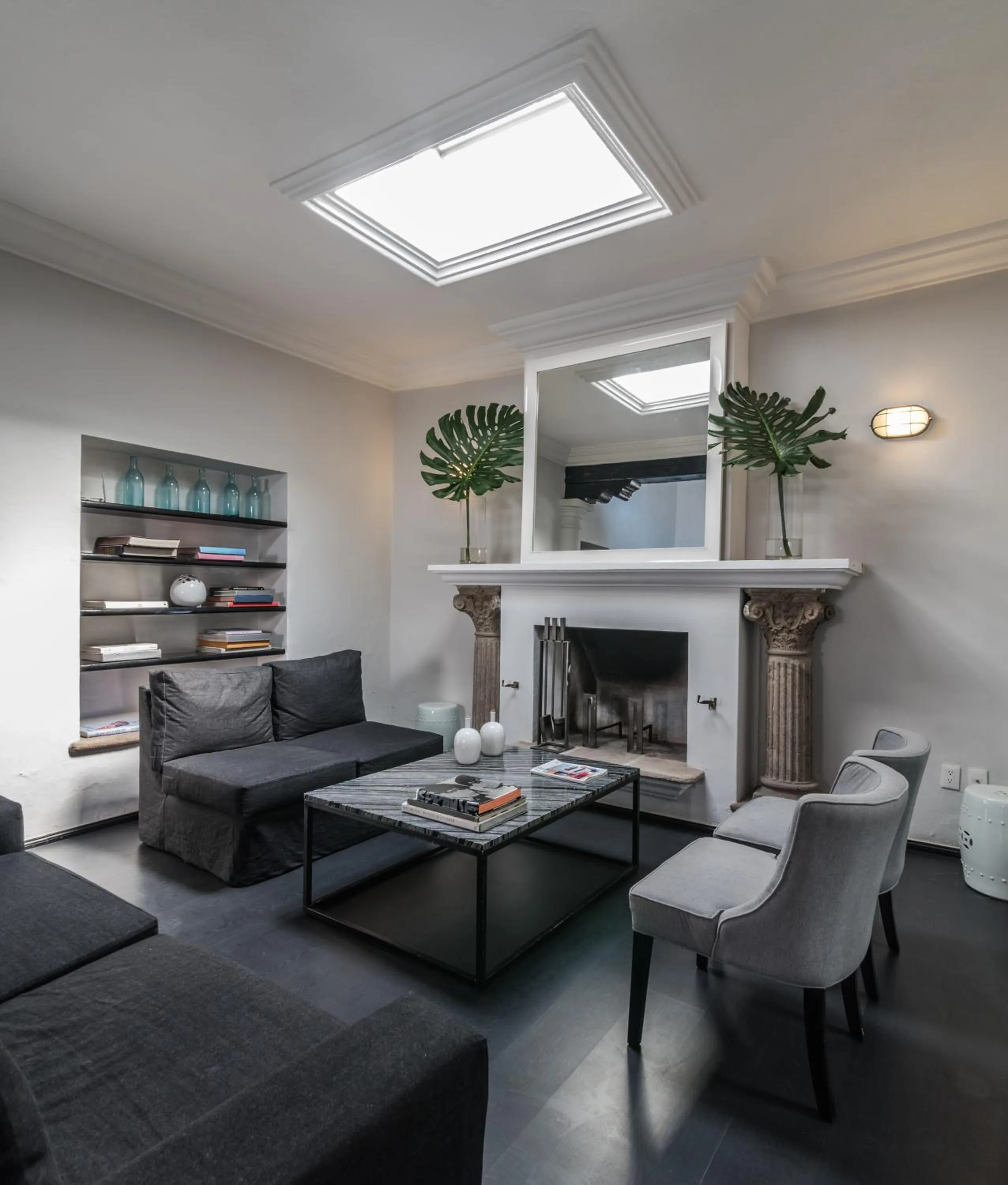 Communal lounge/ TV room in Las Casas B&B Boutique Hotel, Spa & Restaurante Cuernavaca