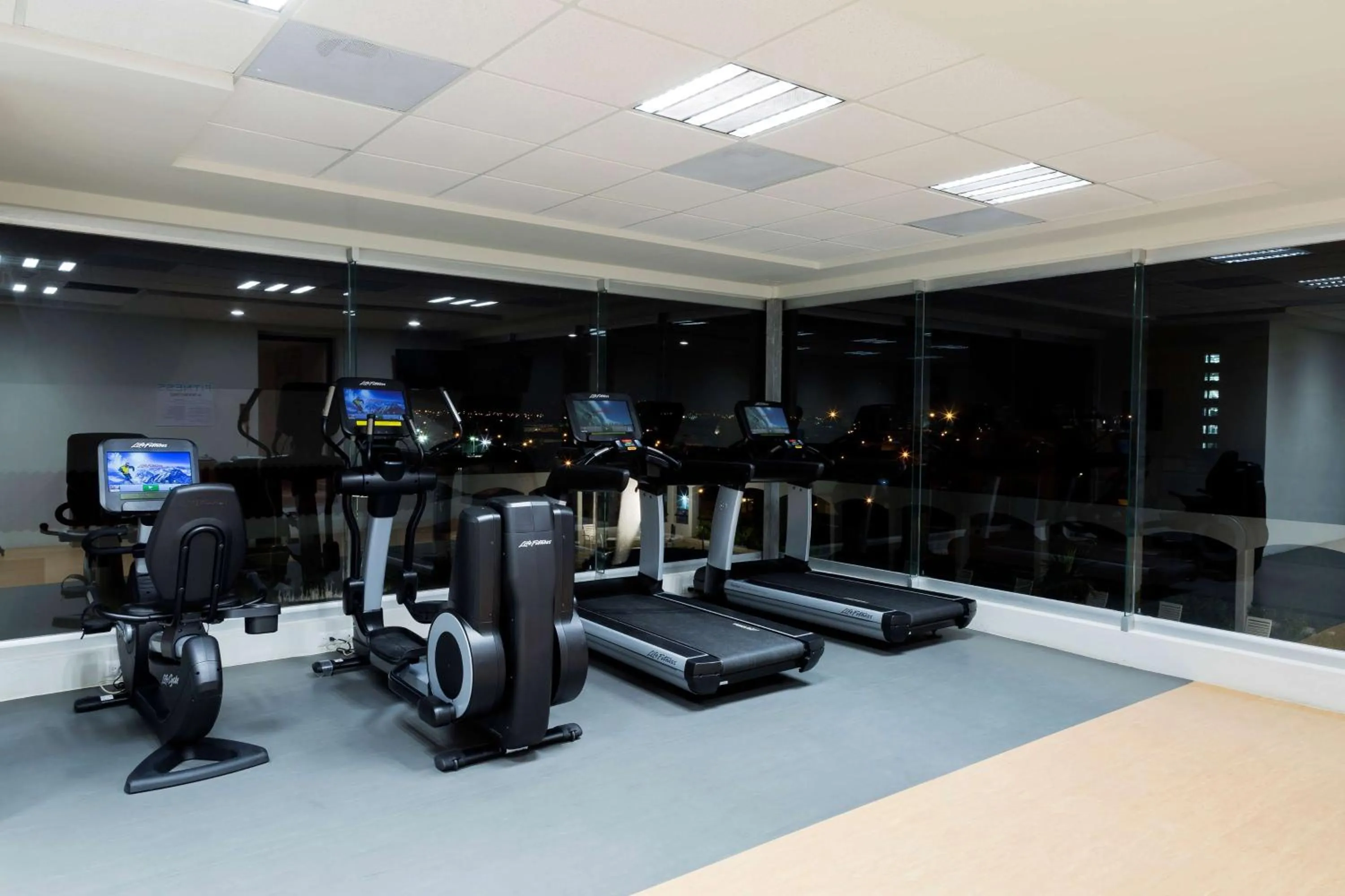 Fitness centre/facilities in DoubleTree by Hilton Veracruz
