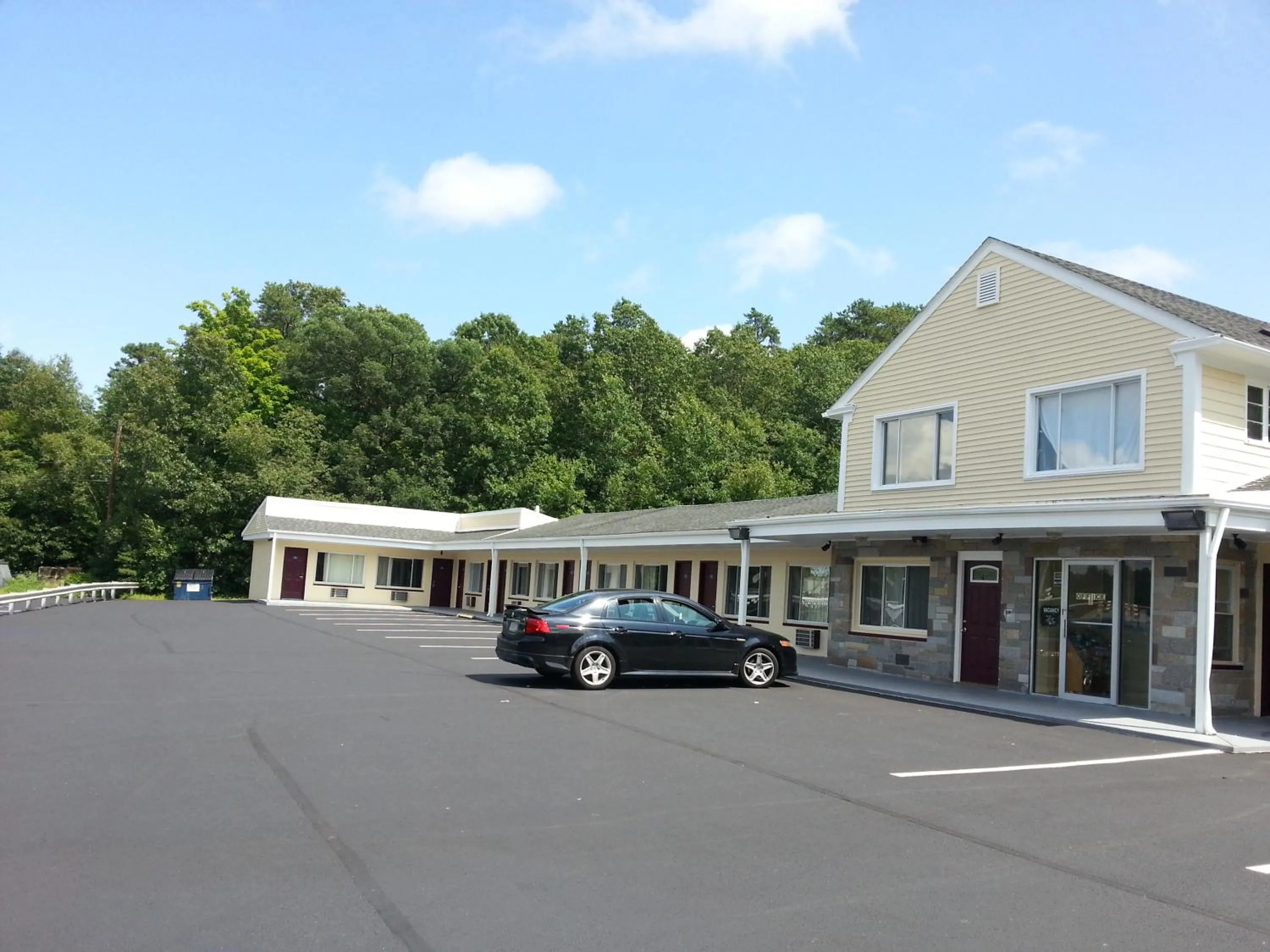 Property building in Americas Best Value Inn Providence-North Scituate
