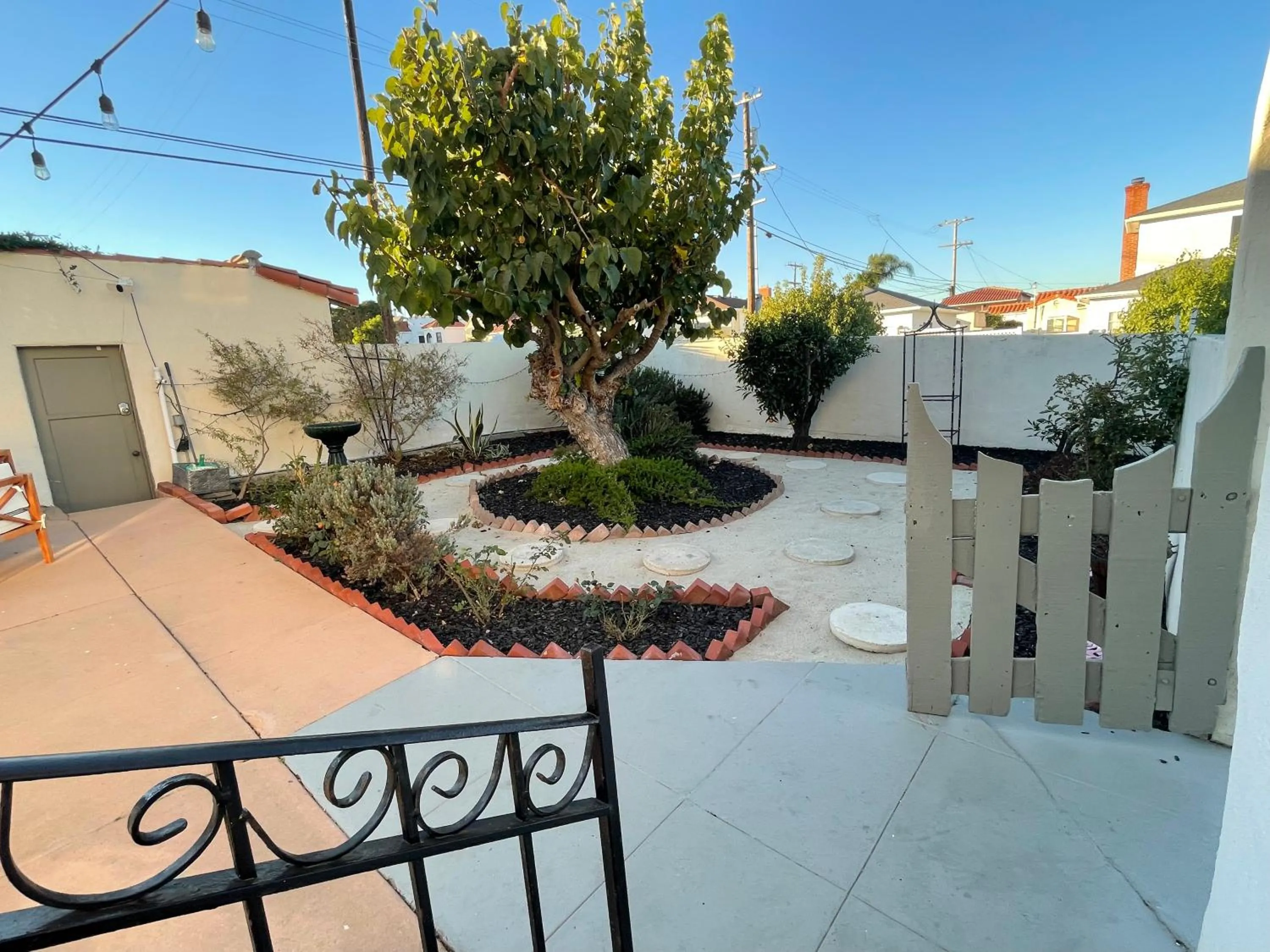 Garden in SpanishFairytale4bd3ba