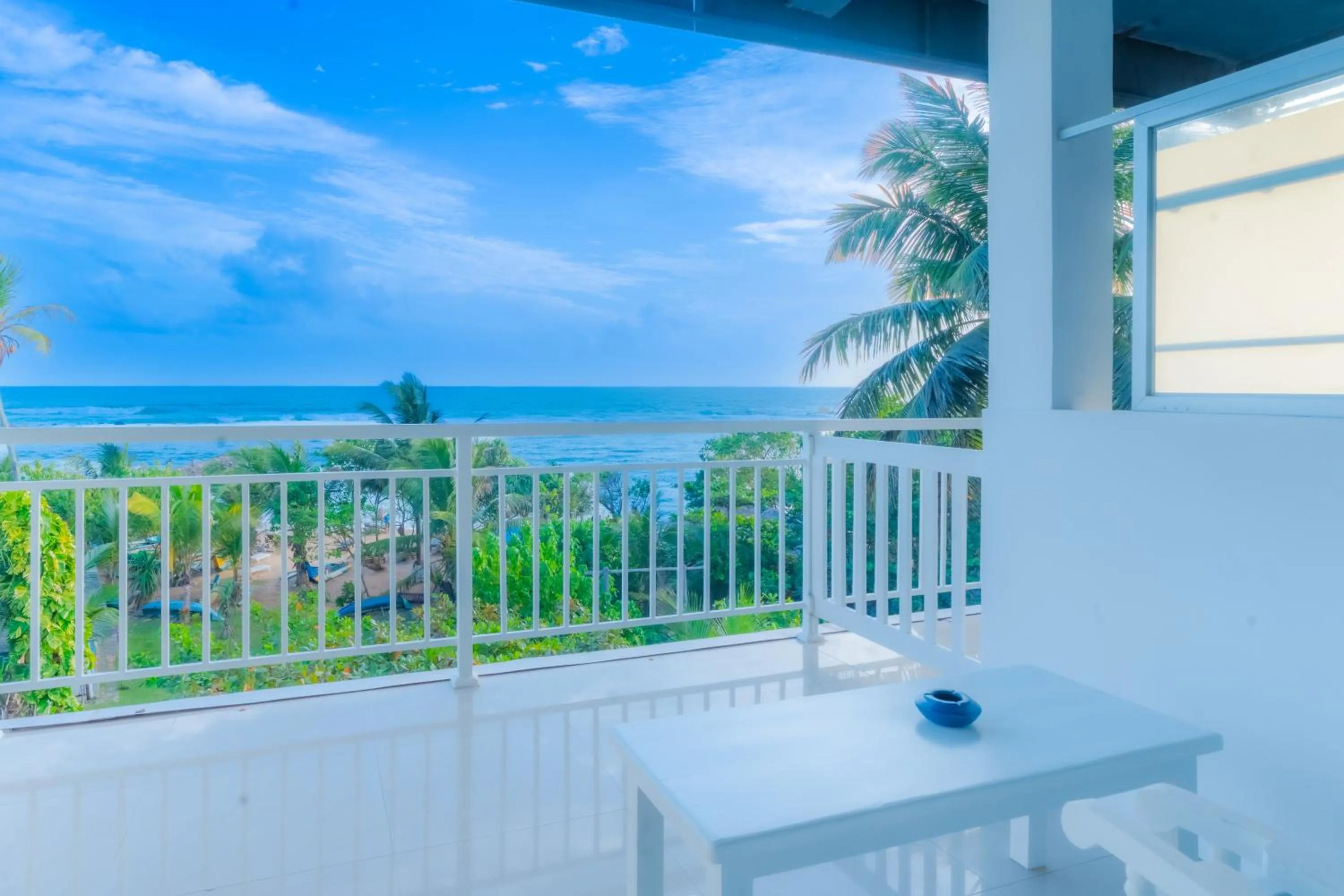 Balcony/Terrace in BeachMirissa Hotel