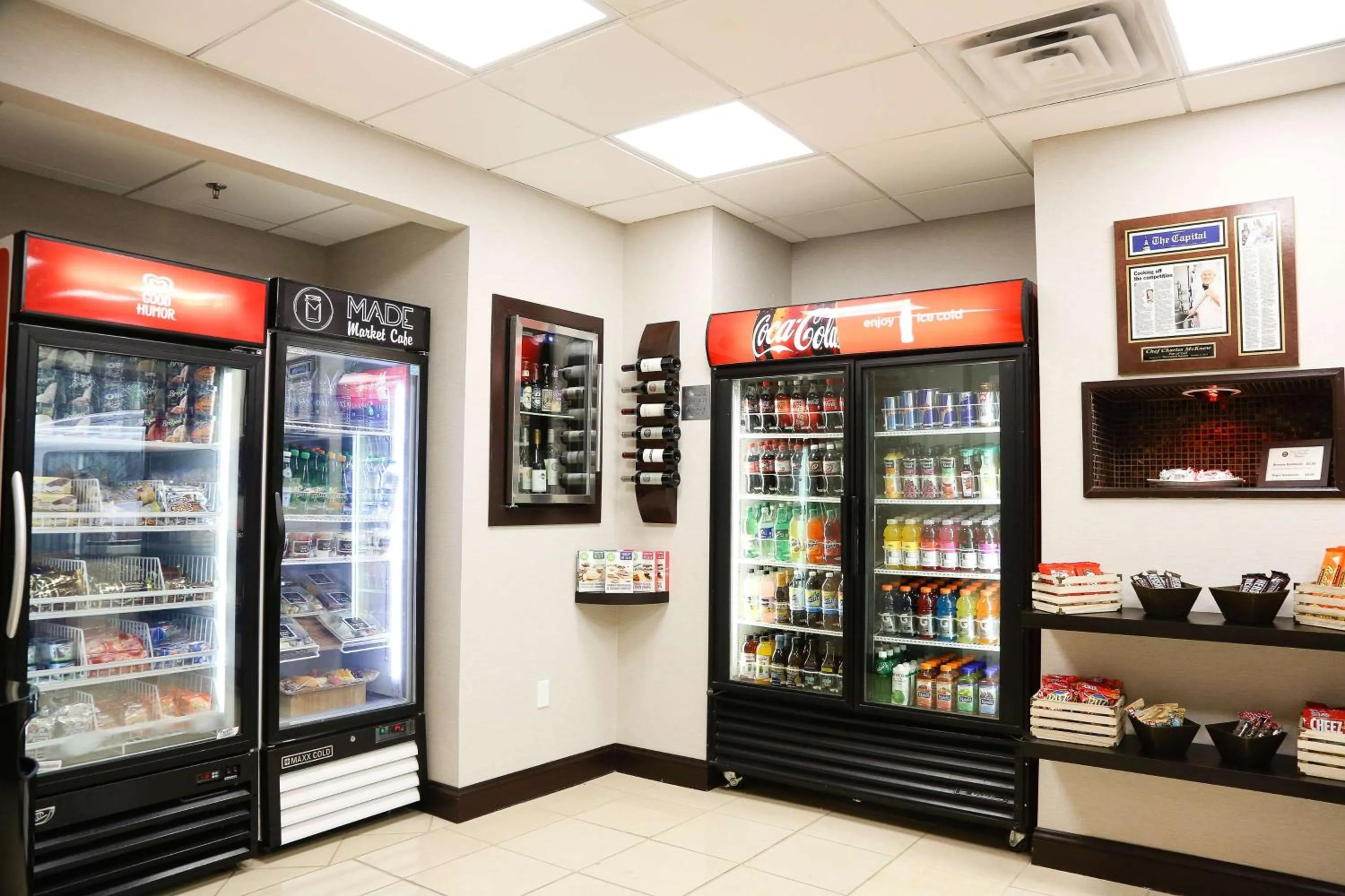 Restaurant/places to eat in DoubleTree by Hilton Hotel Annapolis