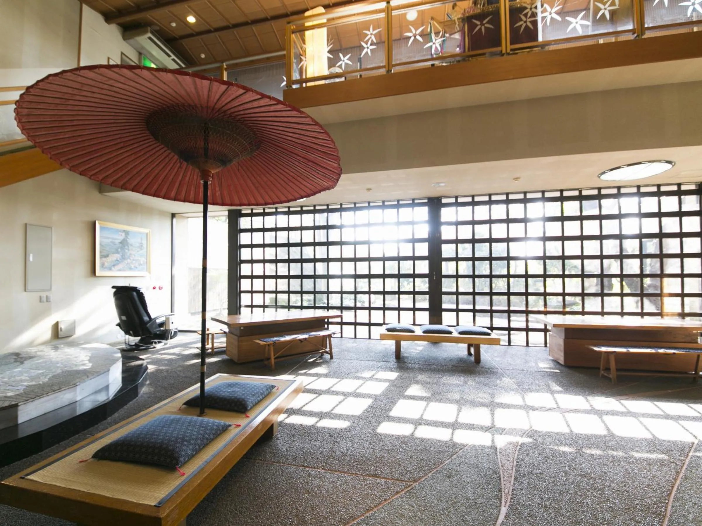 Area and facilities in Hiranoya