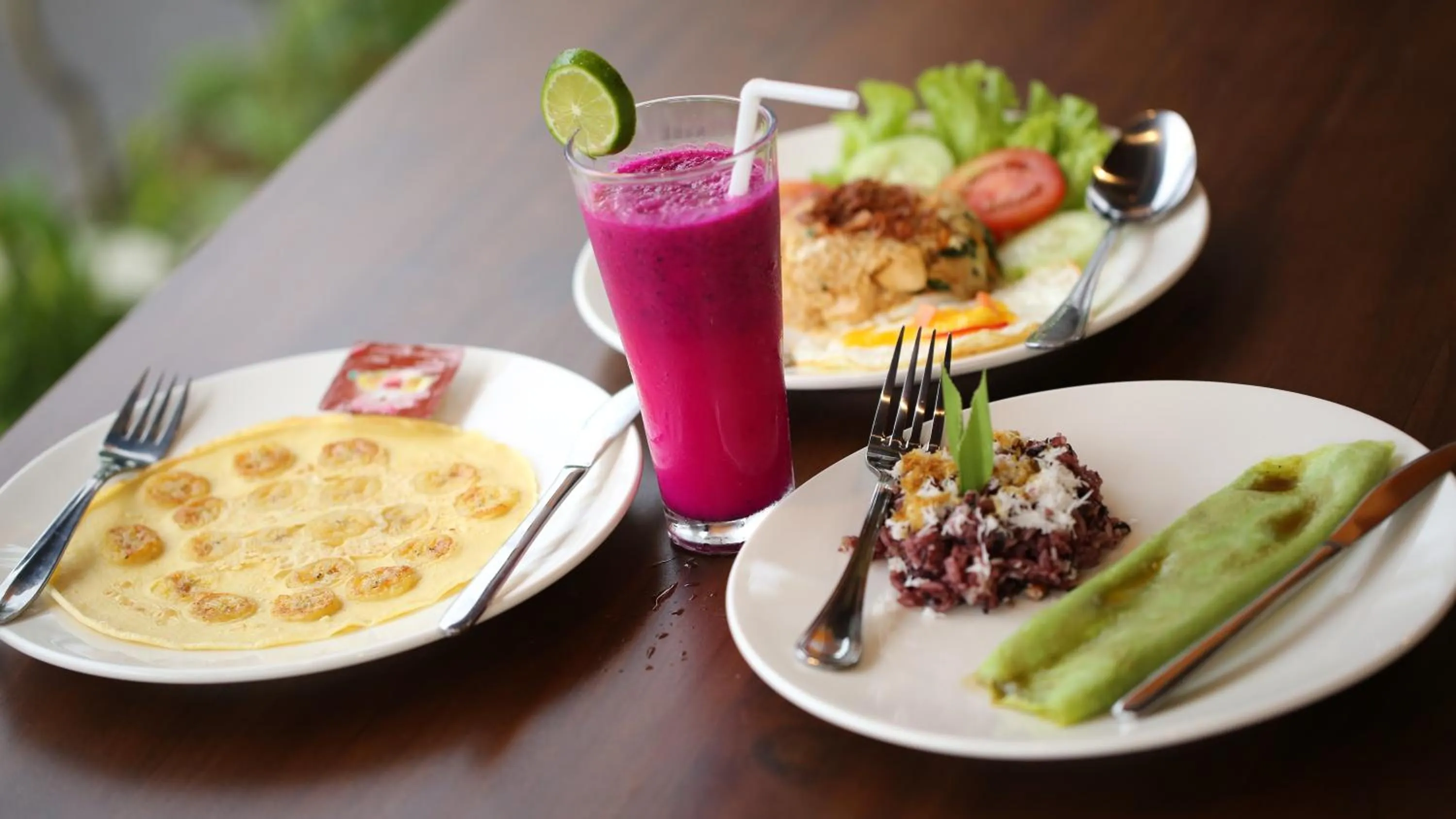 Breakfast in Villa D'Carik Bali