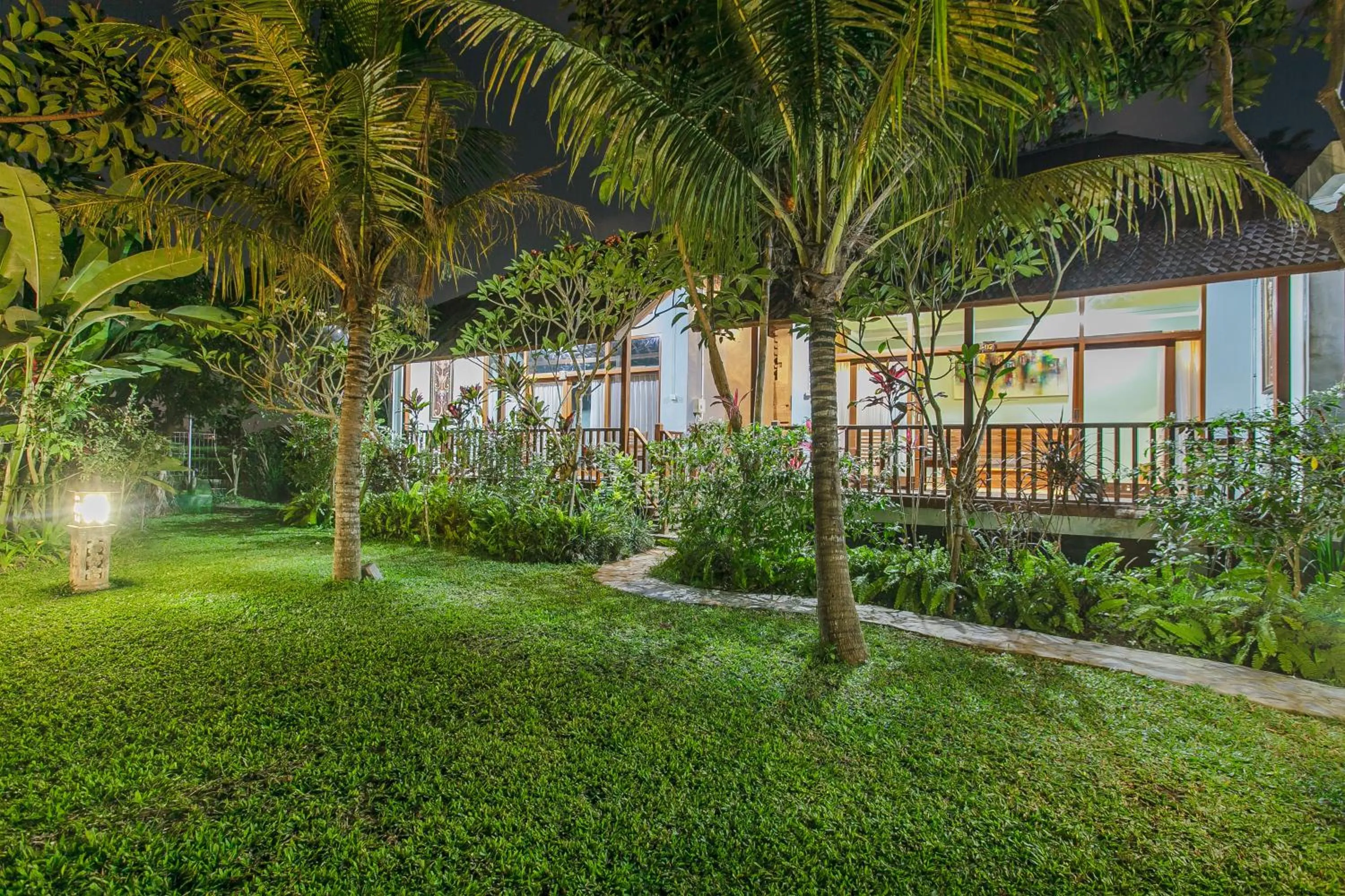Facade/entrance in Villa D'Carik Bali