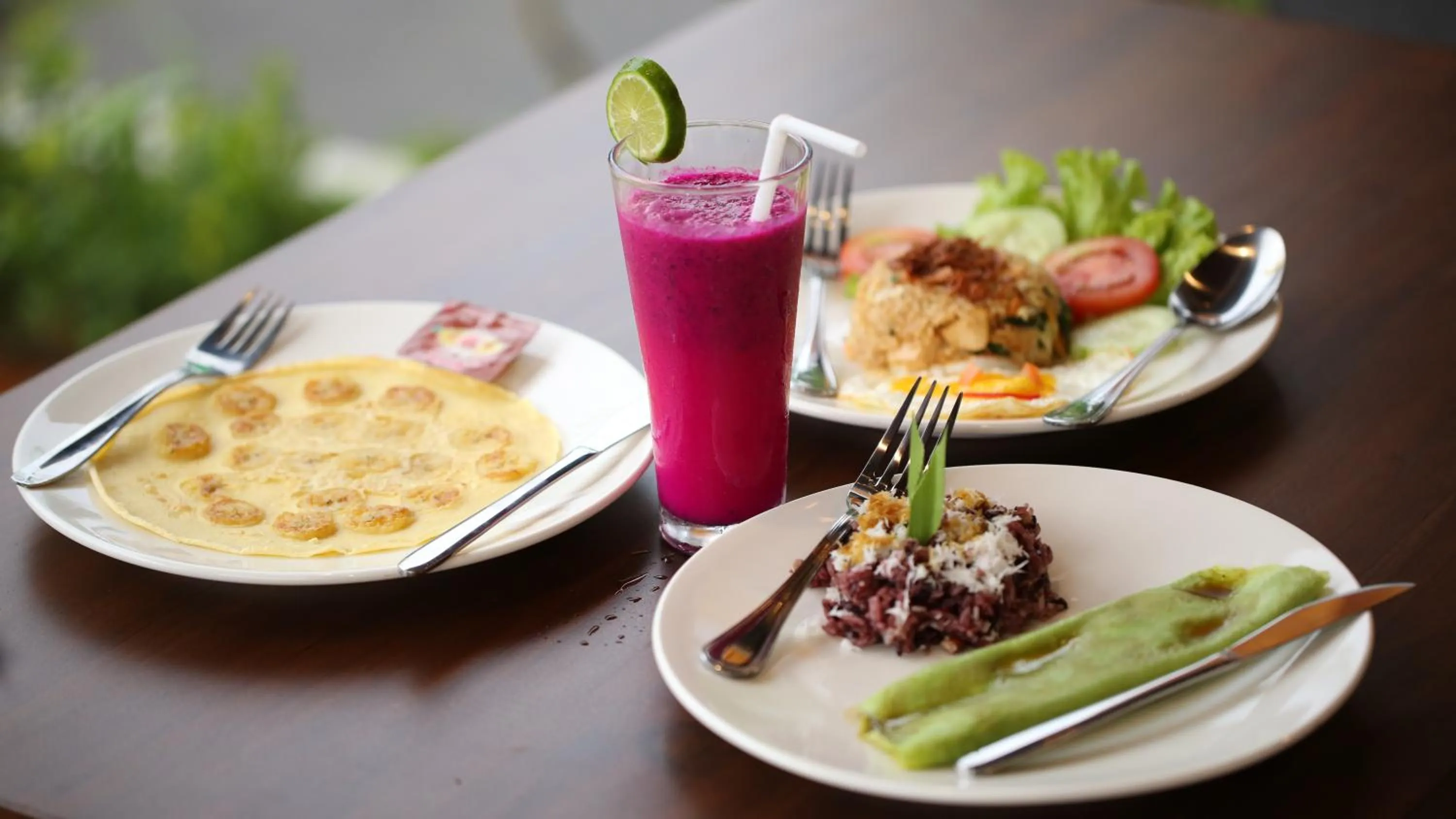 Breakfast in Villa D'Carik Bali