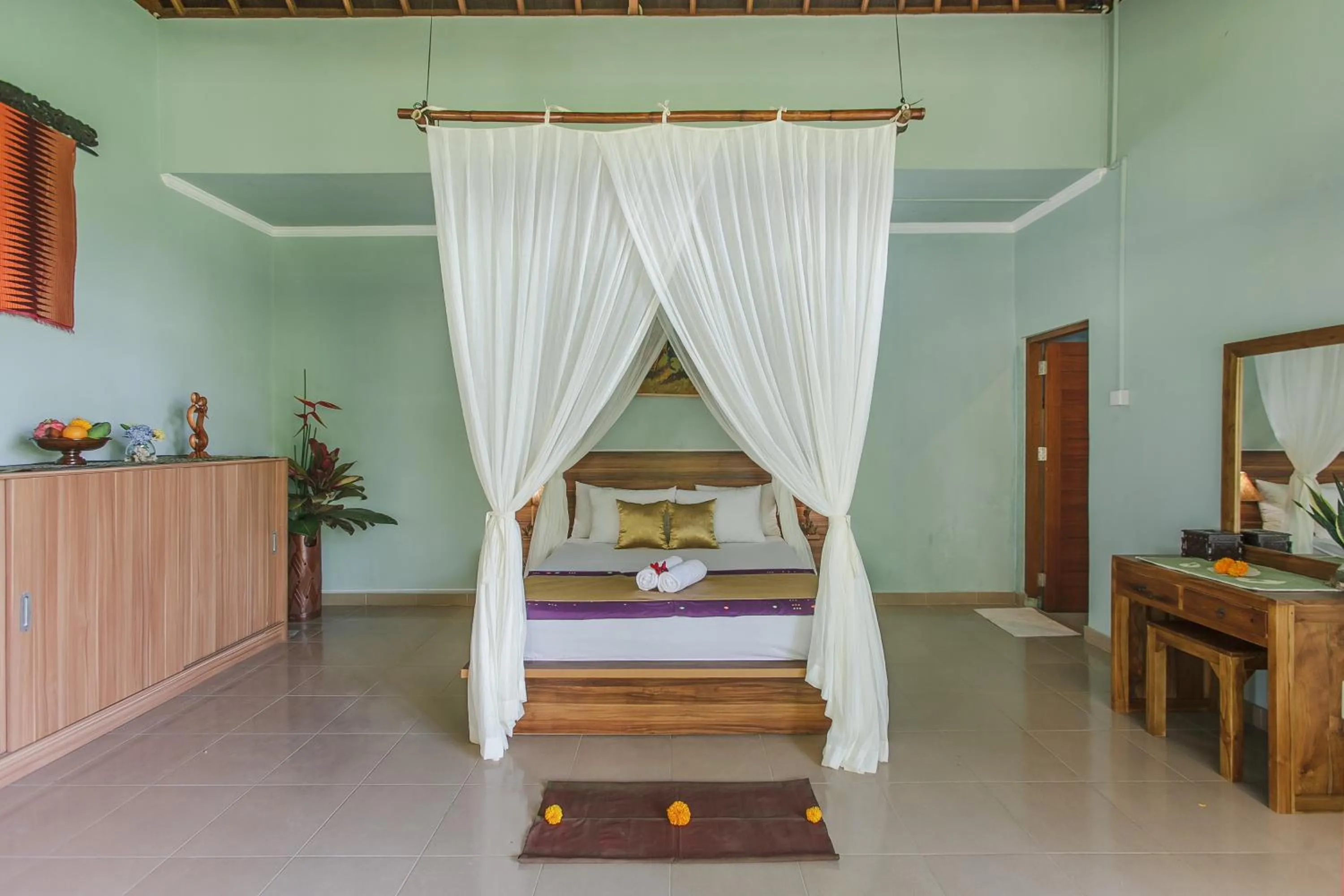 Decorative detail, Bed in Villa D'Carik Bali