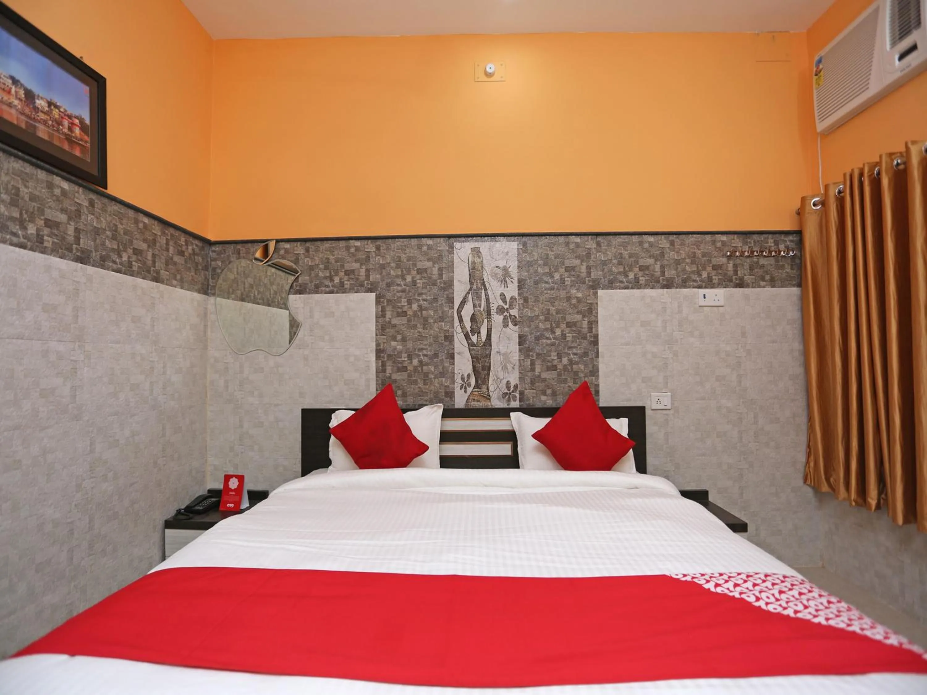 Bedroom, Bed in Hotel Bachchan Palace