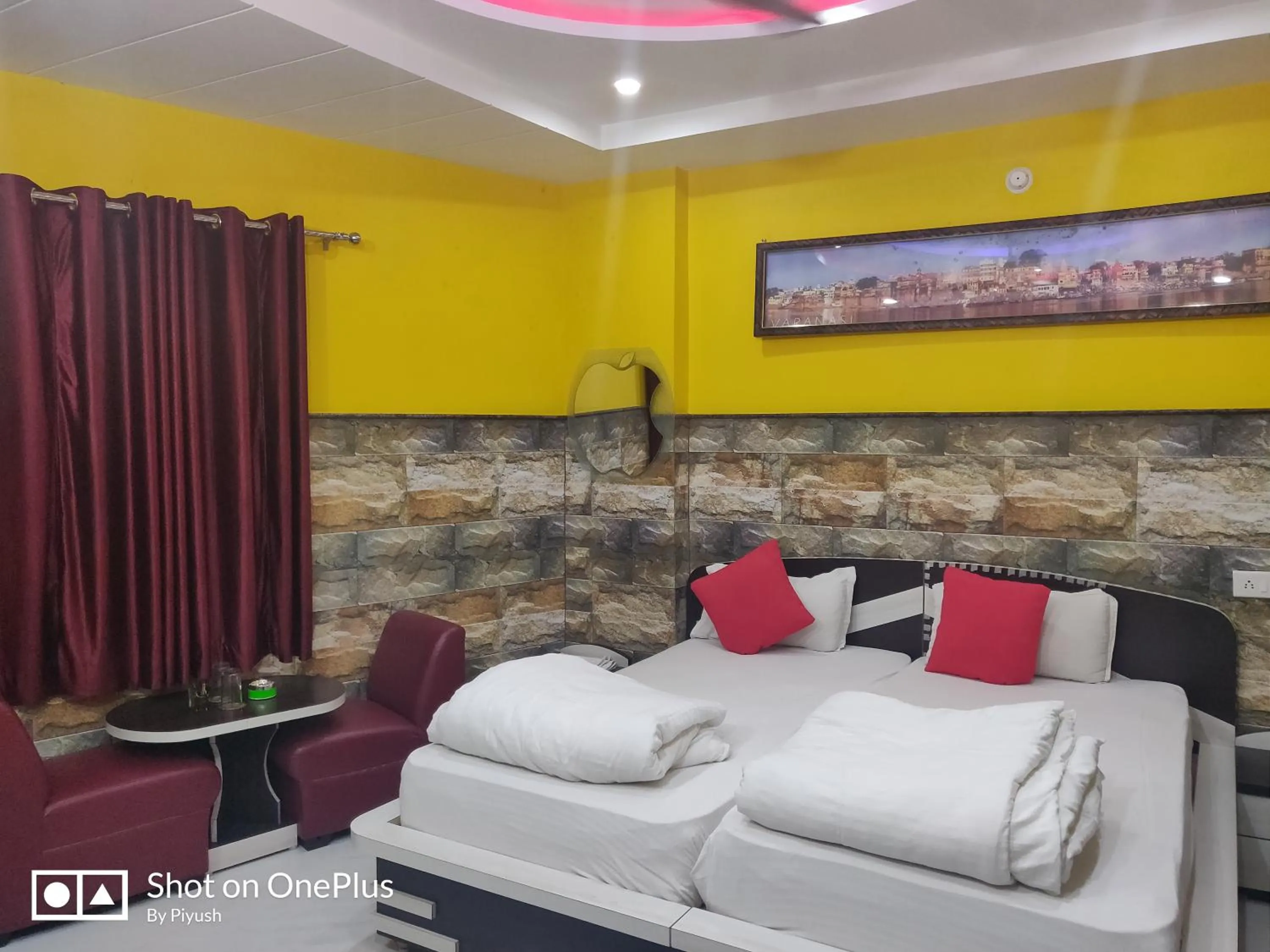 Bed in Hotel Bachchan Palace