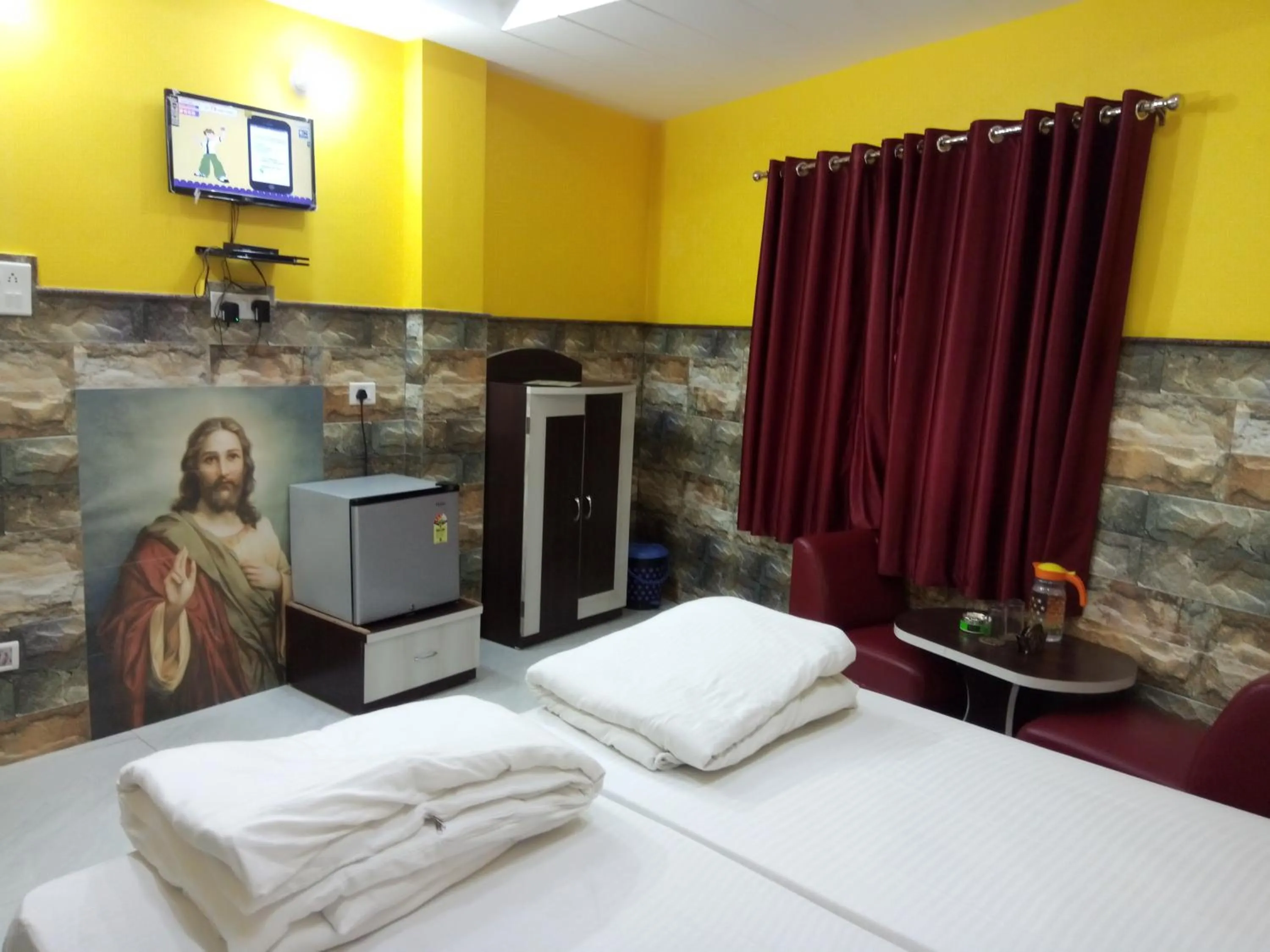 Bed in Hotel Bachchan Palace