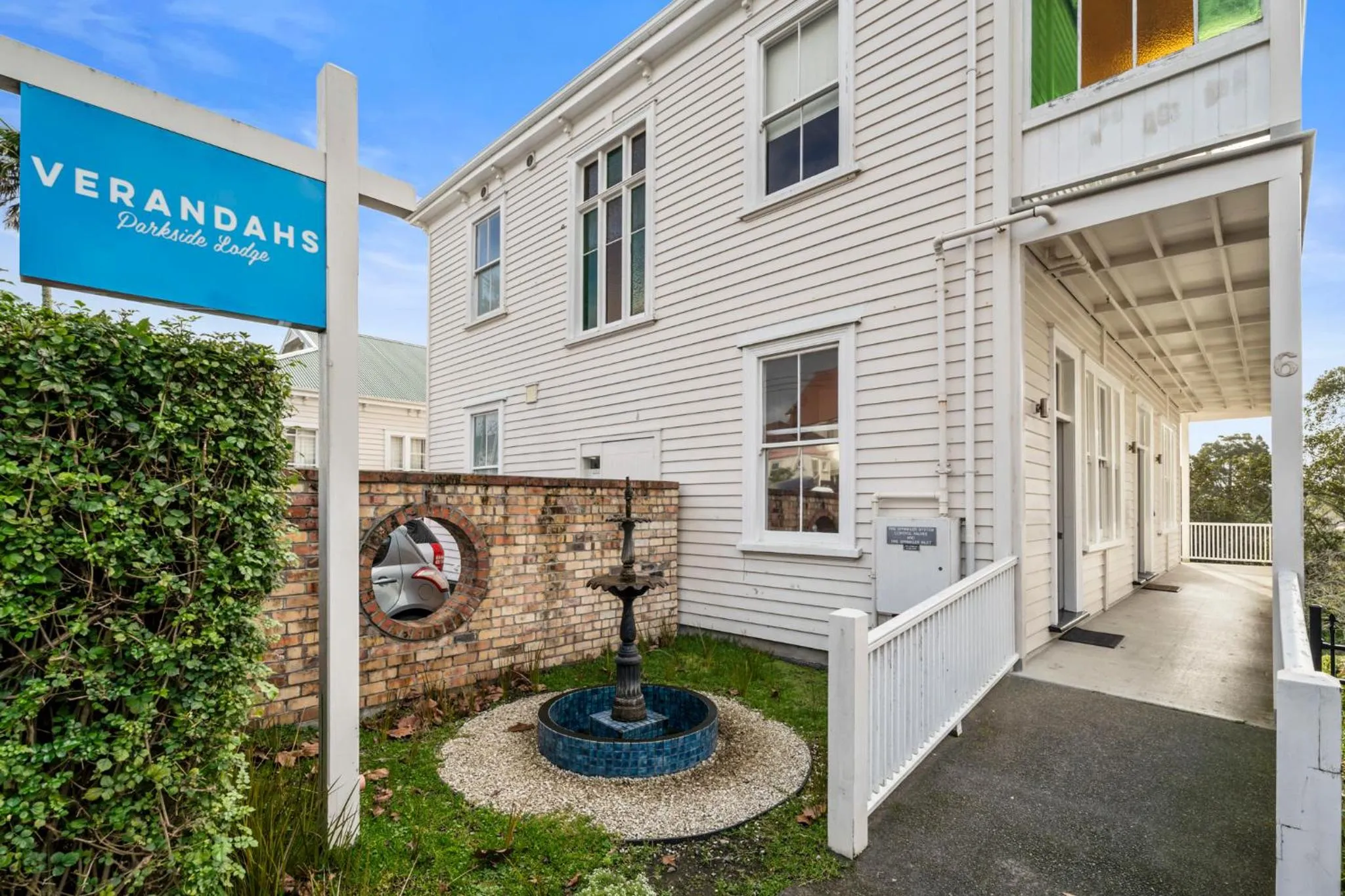 Property building in Verandahs Parkside Lodge