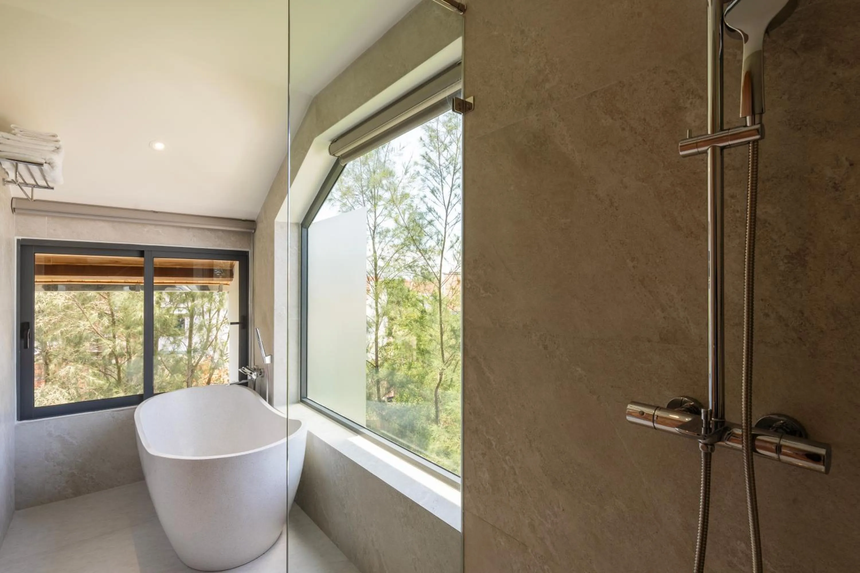 Shower in Shoreline Stay