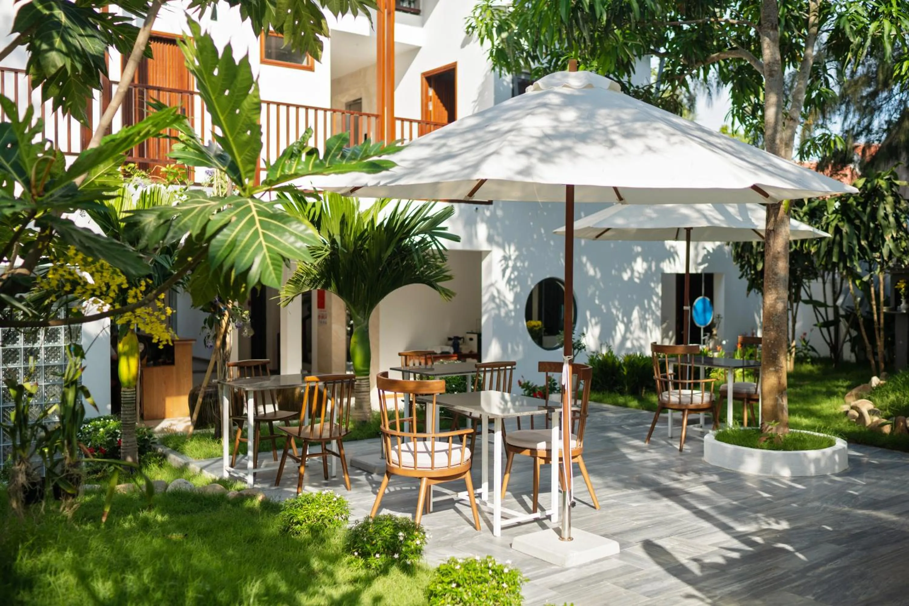 Patio in Shoreline Stay