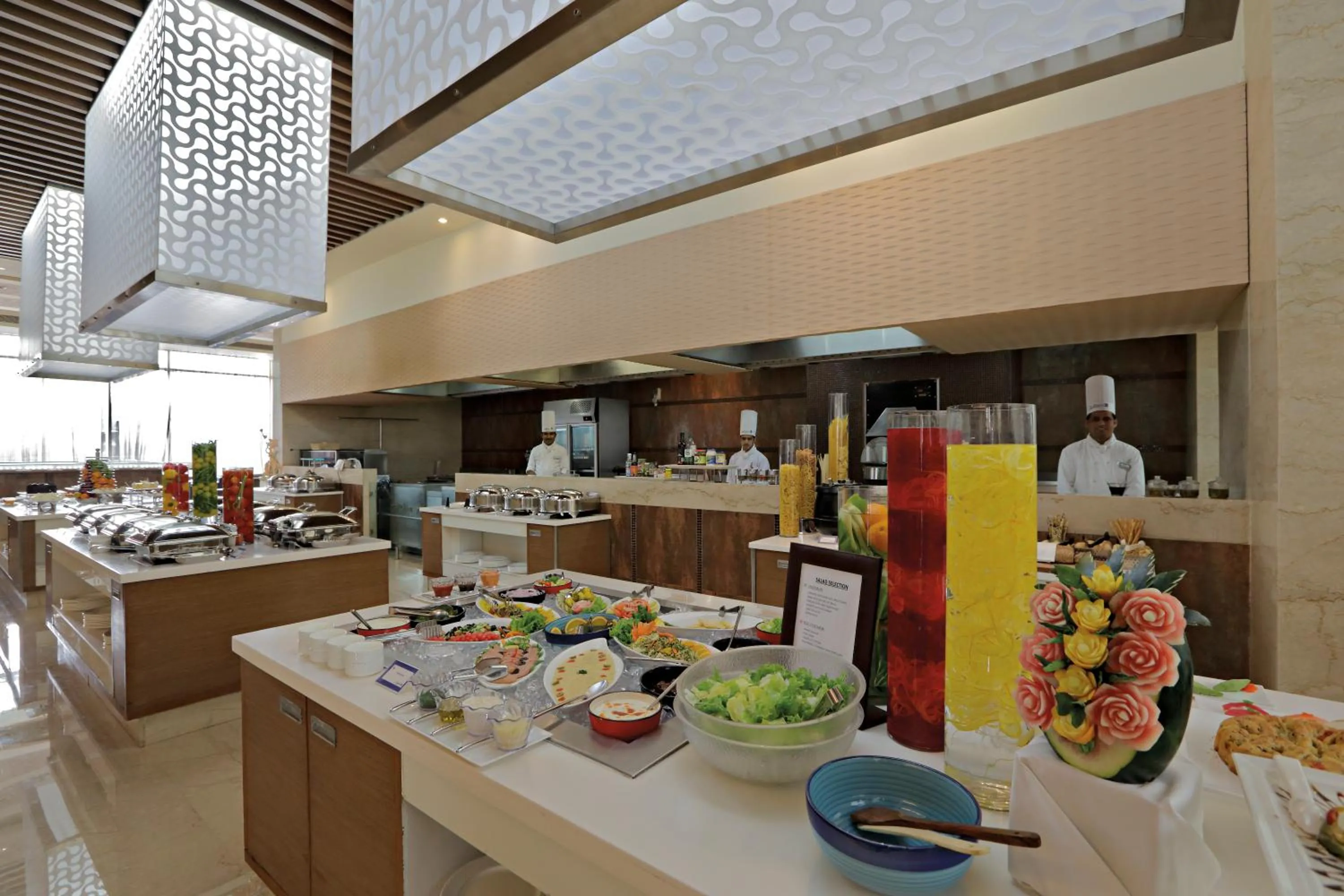 Restaurant/places to eat in Radisson Blu Hotel, Greater Noida