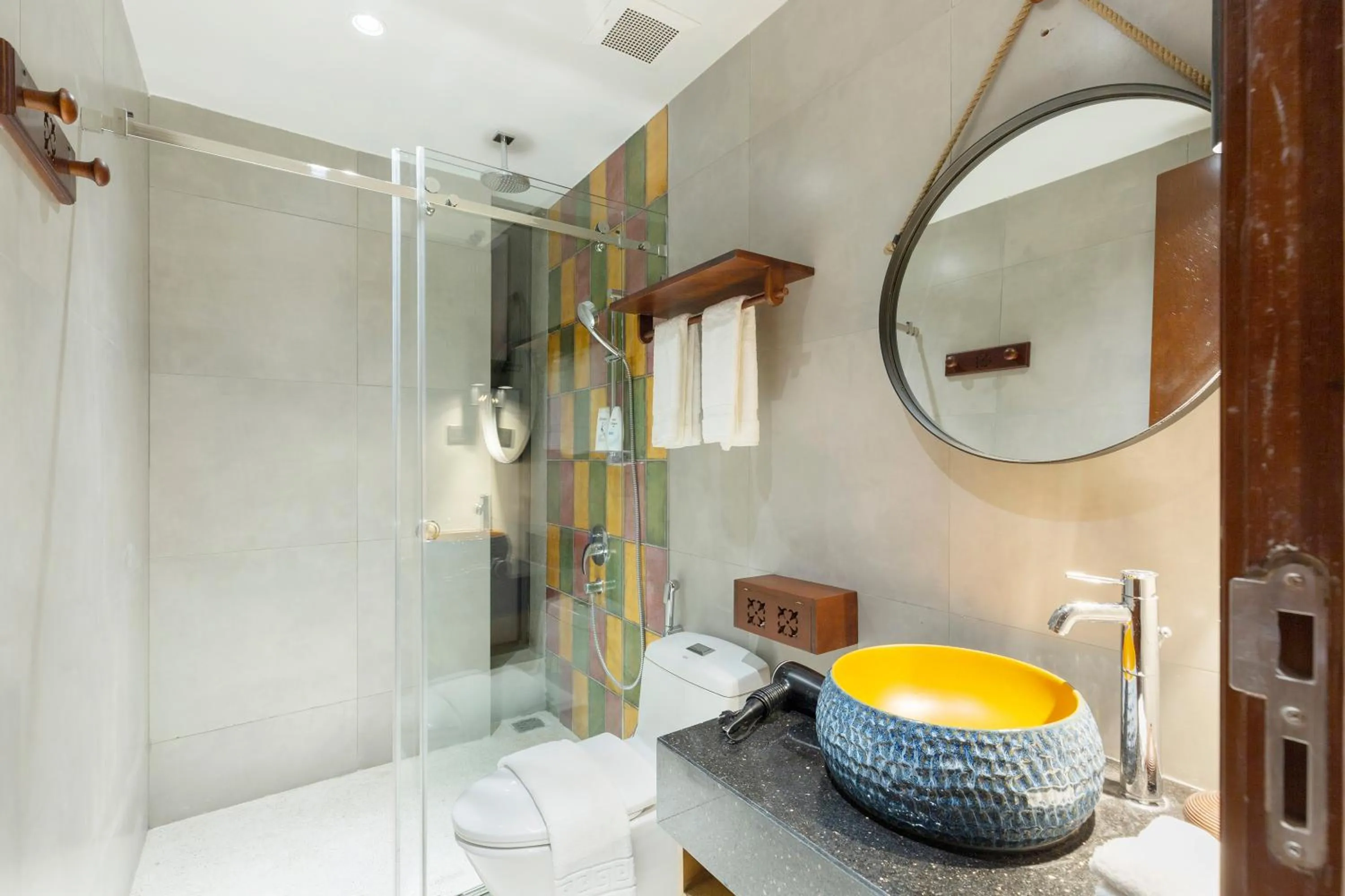 Bathroom in Seahorse Han Market Da Nang Apartment by Haviland