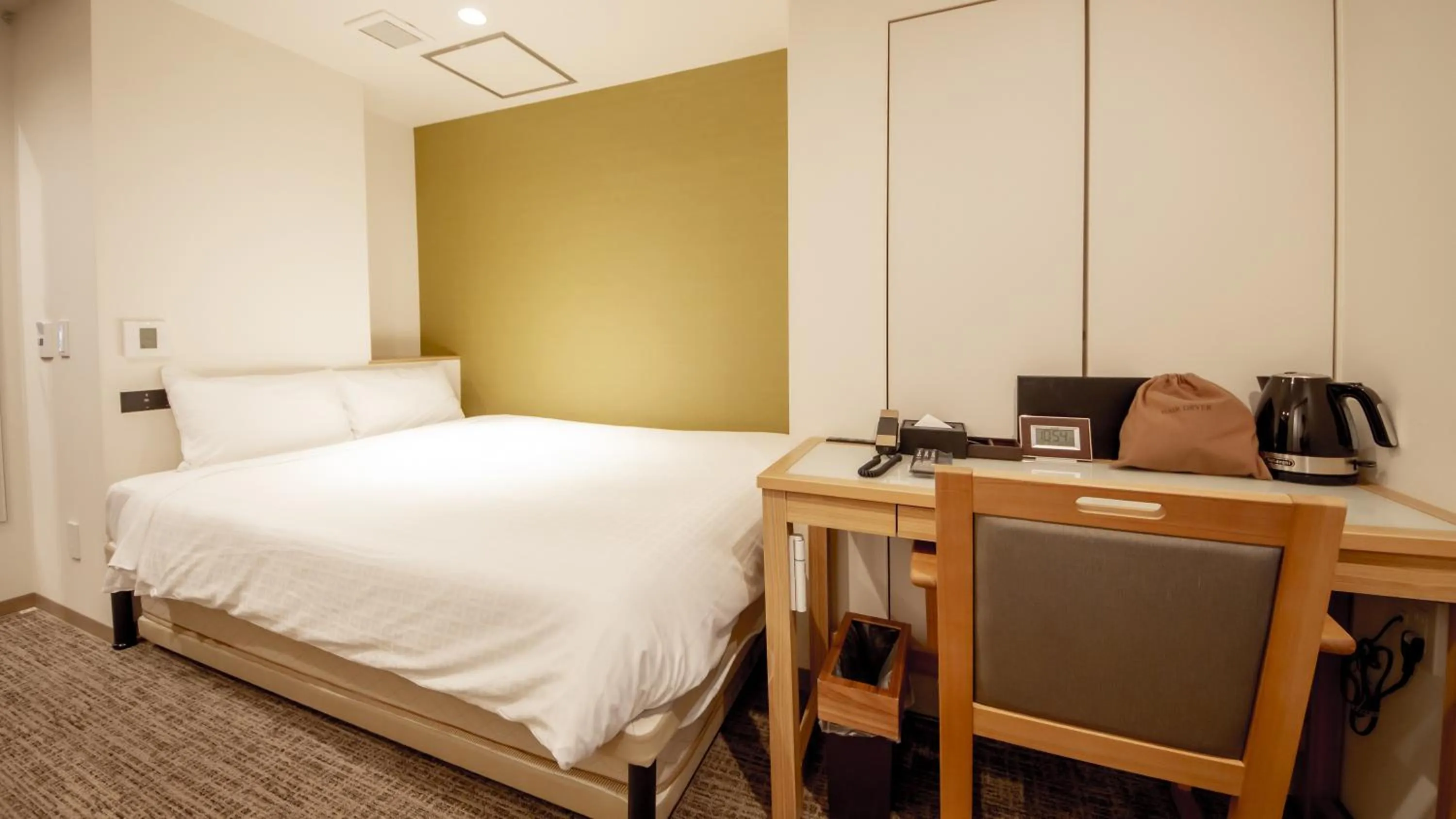 Photo of the whole room, Bed in Compass Hotel Nagoya