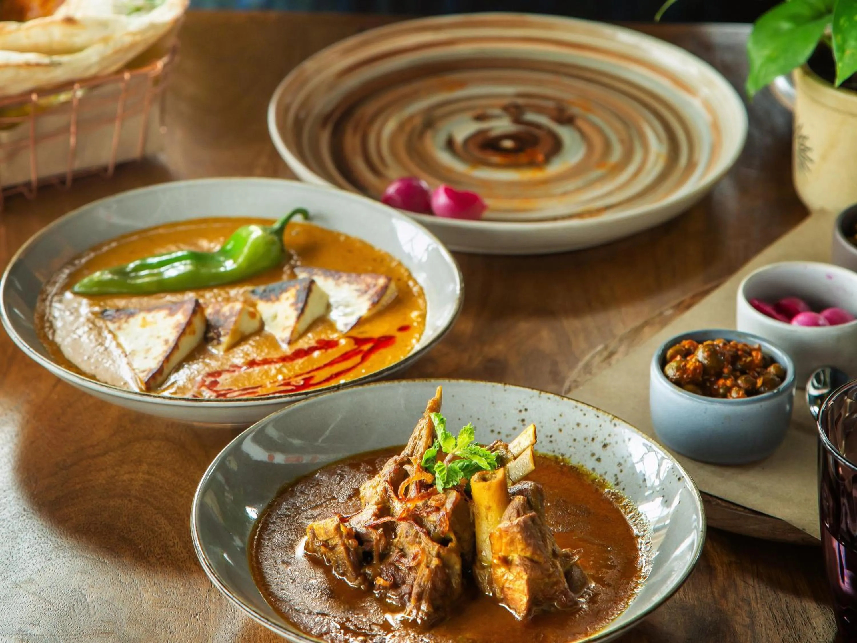 Restaurant/places to eat in Lemon Tree Premier, Jaipur