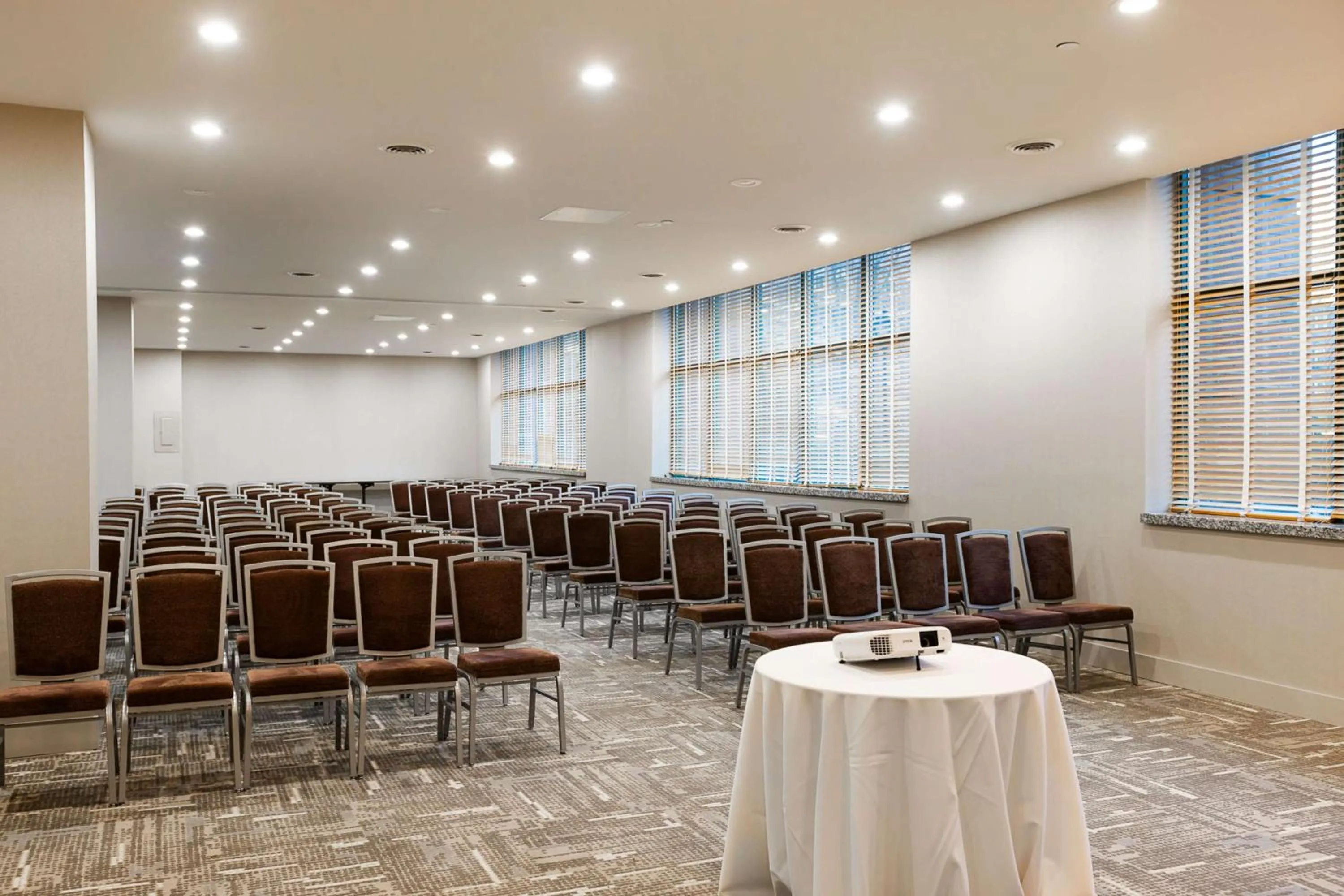 Bedroom in Inn at the Colonnade Baltimore - A DoubleTree by Hilton Hotel