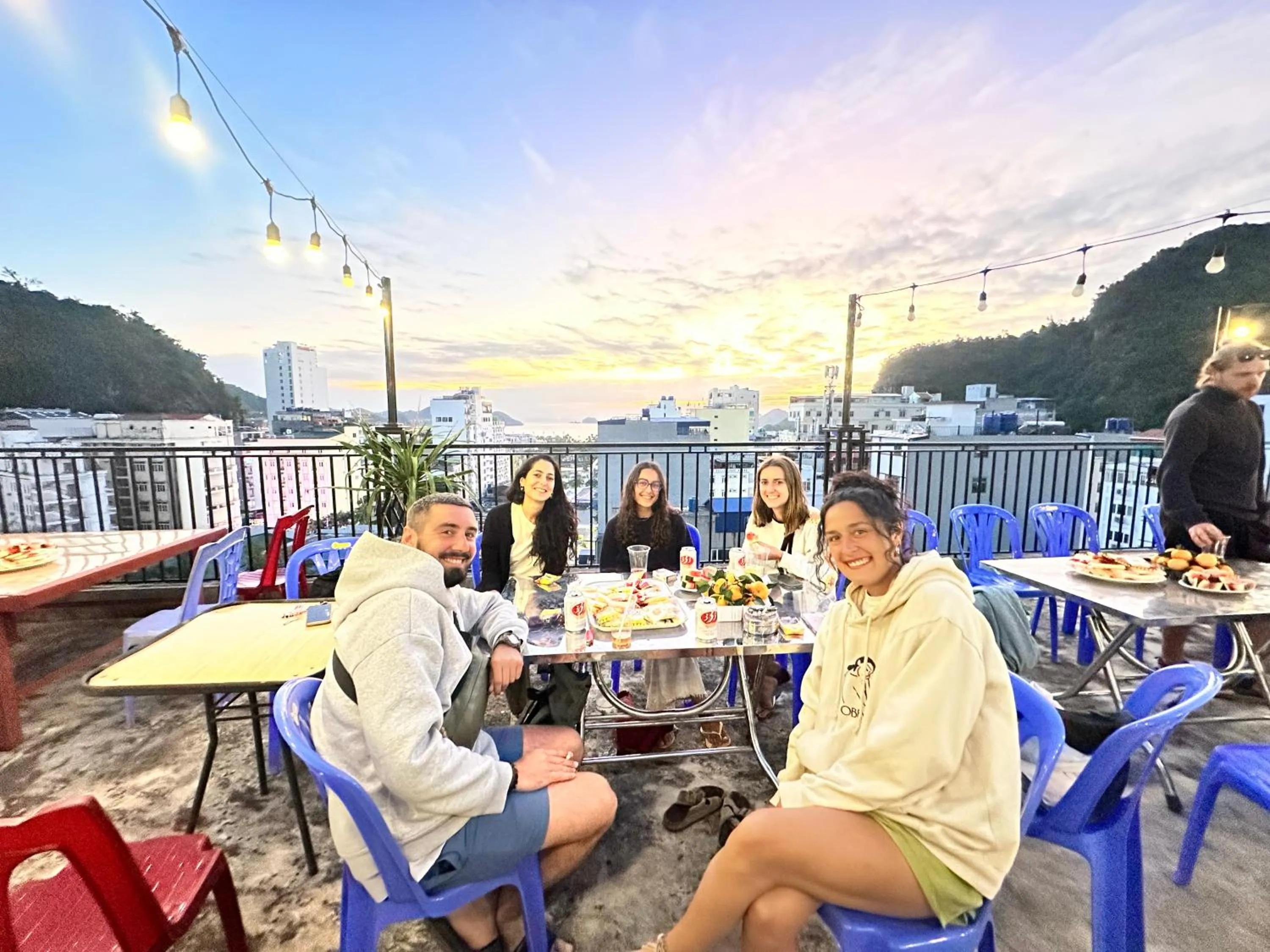 CatBa Sky View Hotel