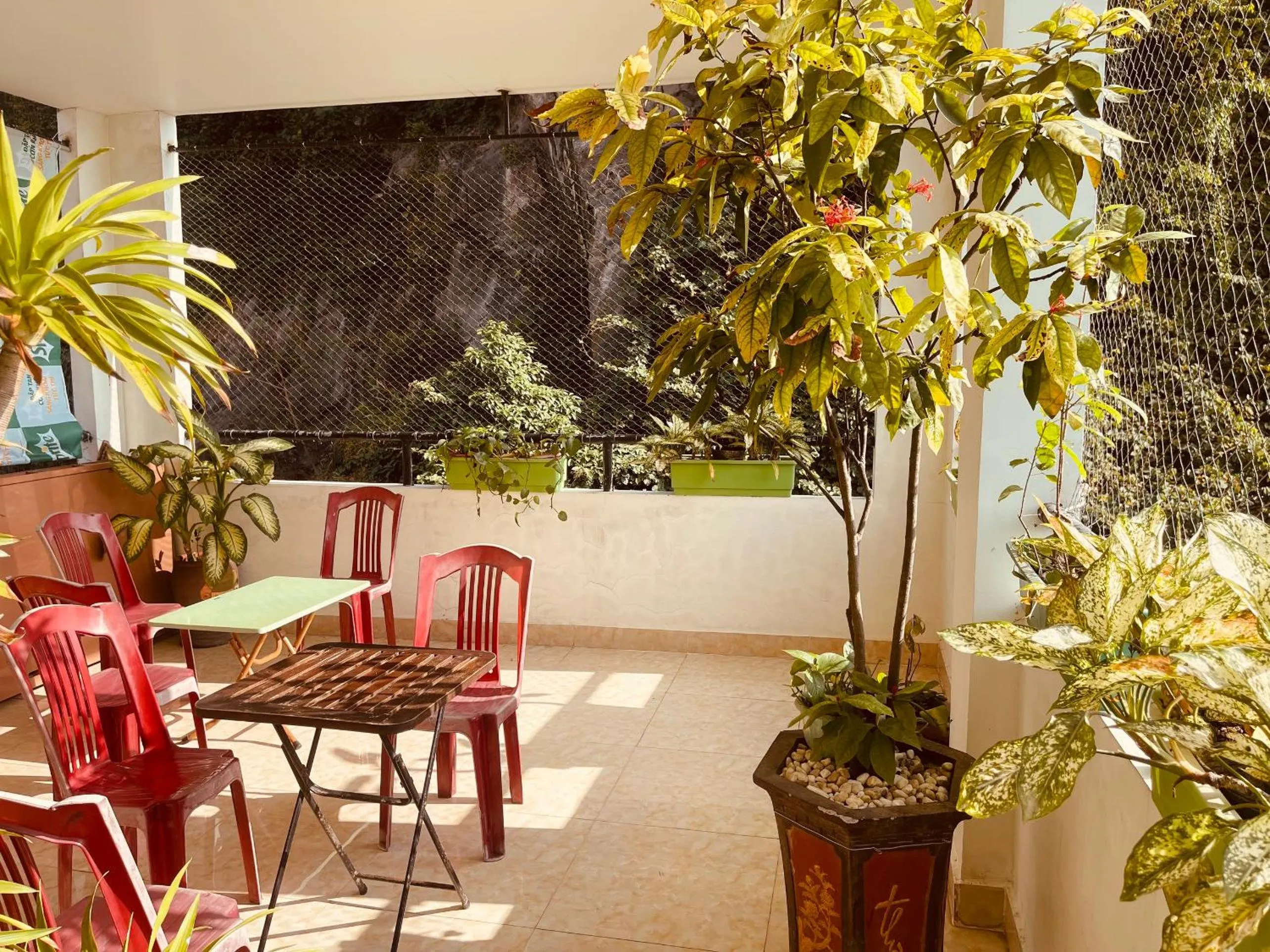 CatBa Sky View Hotel