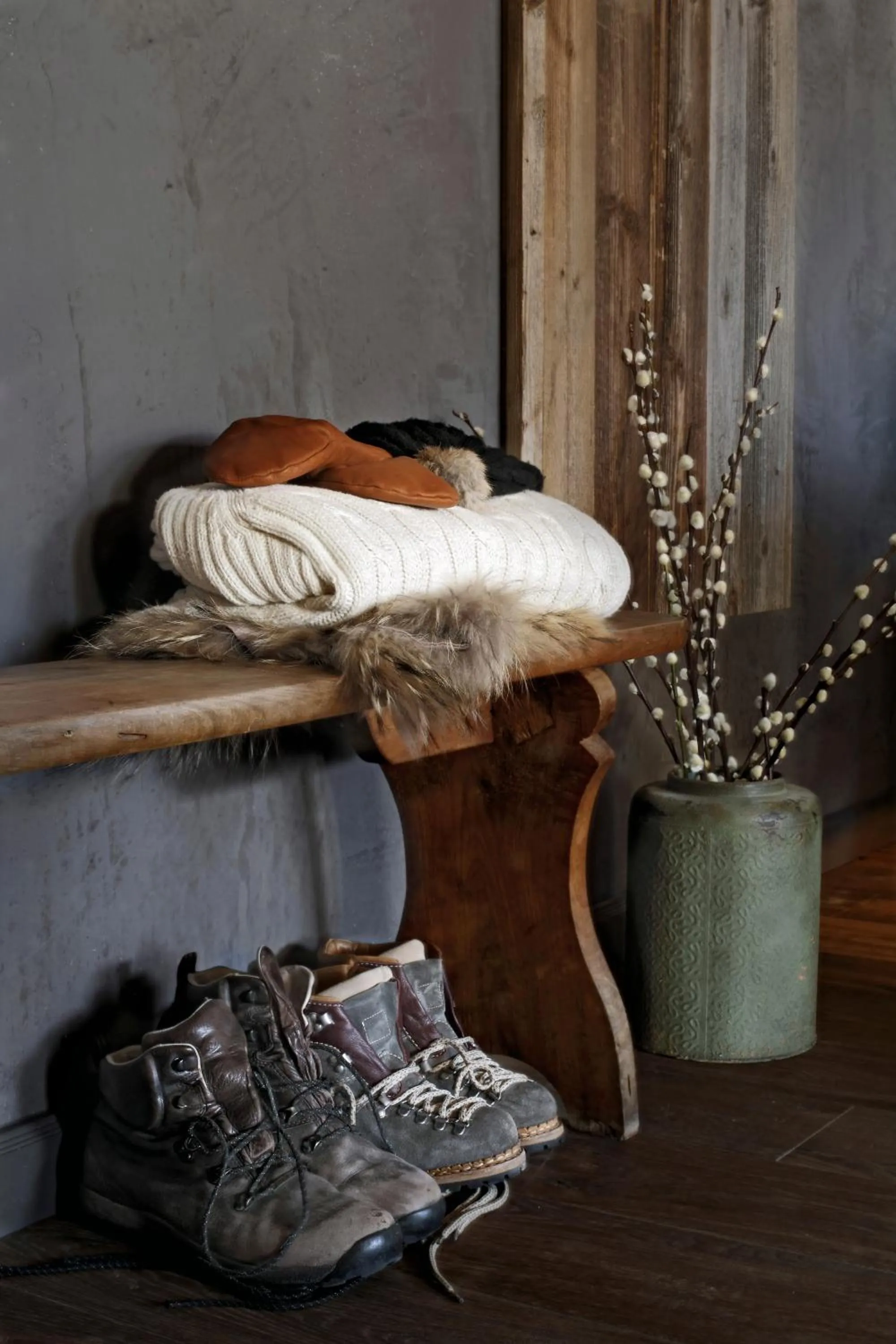 Decorative detail in La Cordée des Alpes SUP