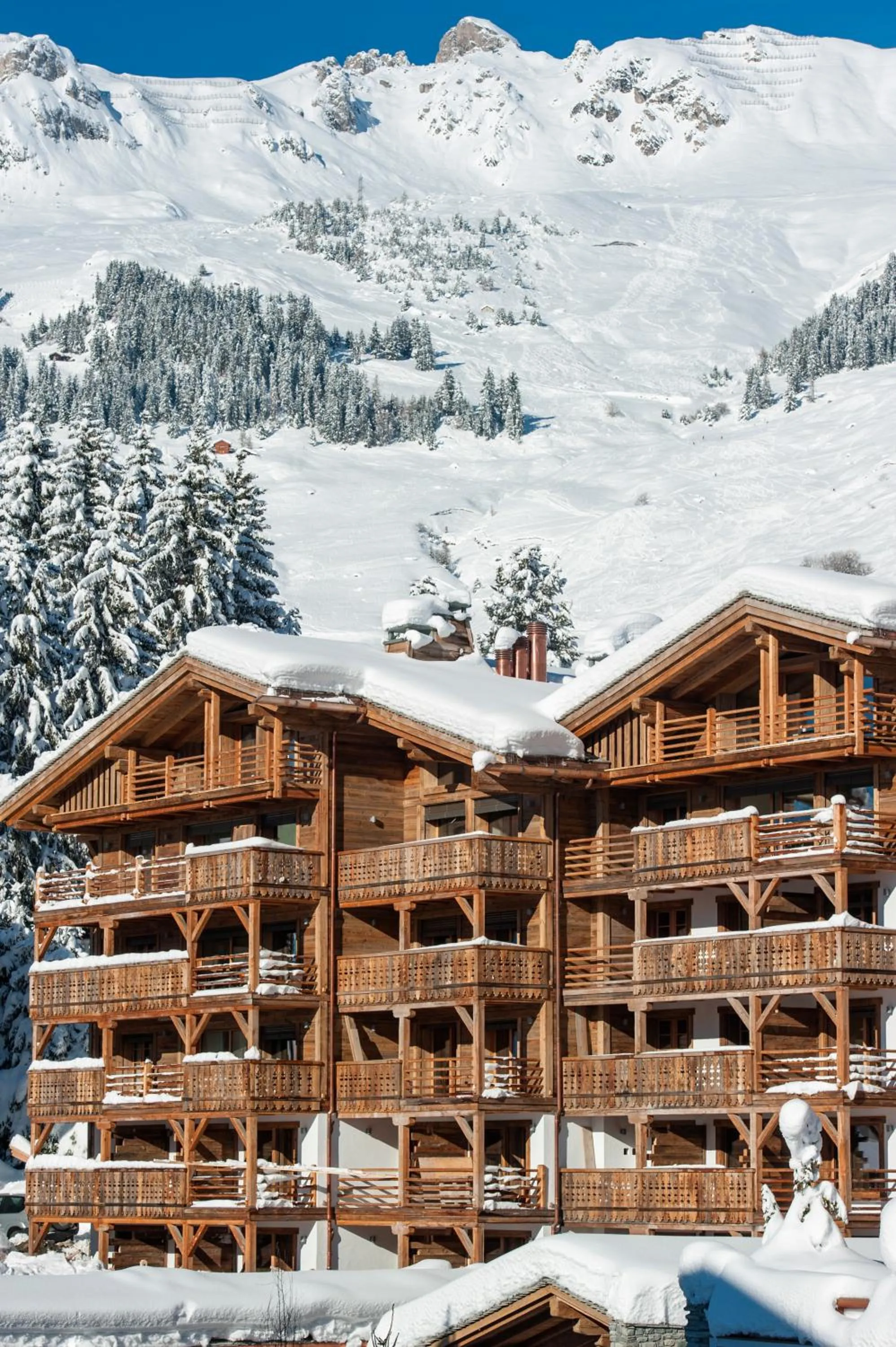 Property building in La Cordée des Alpes SUP