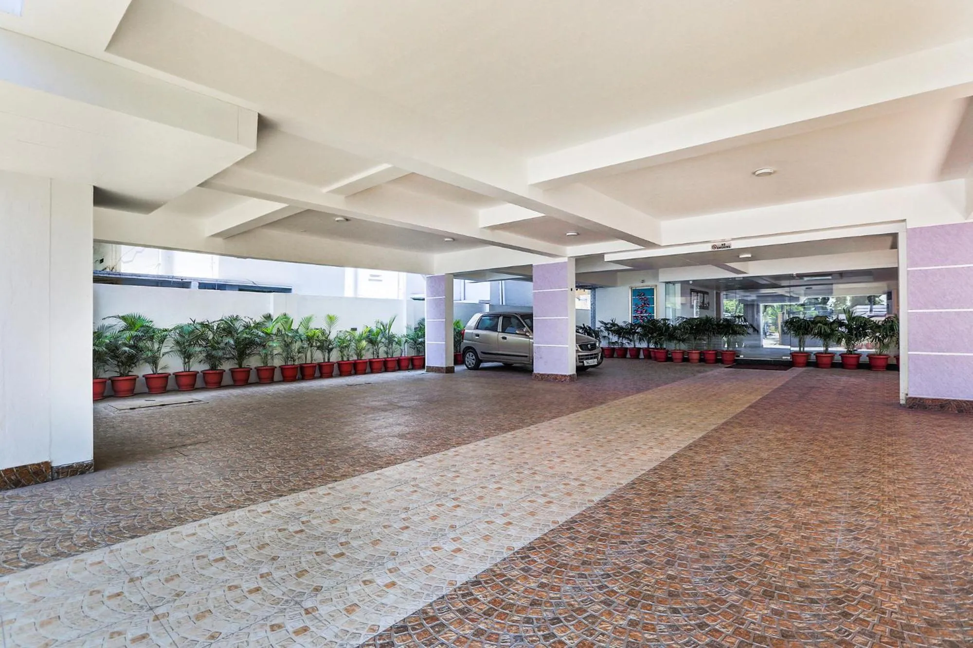 Parking in Park Avenue Suites