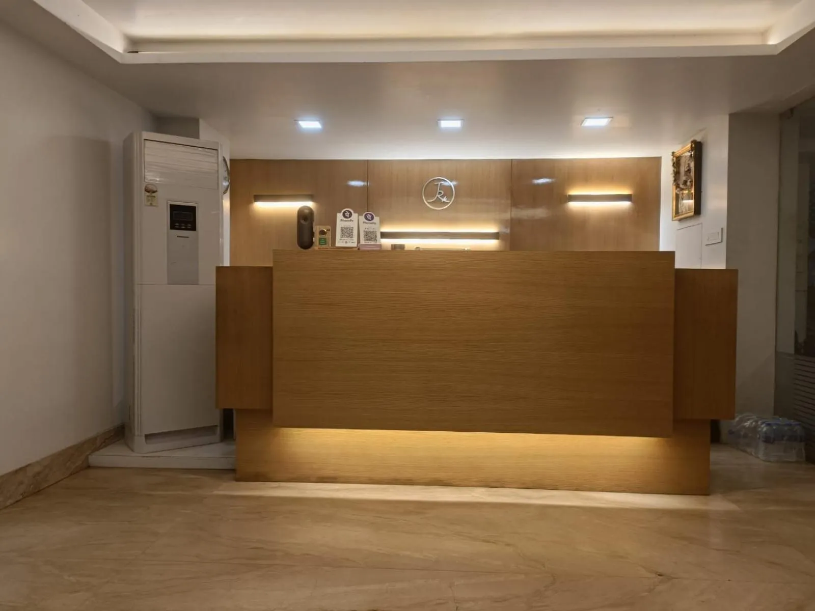 Property building in Park Avenue Suites