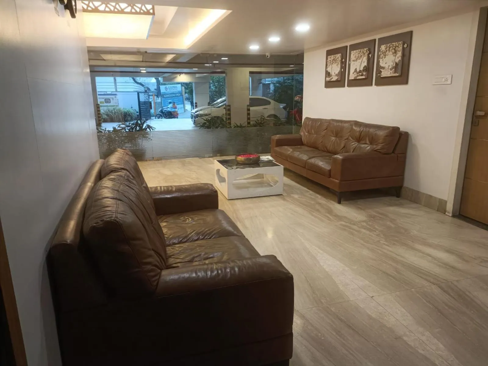 Property building in Park Avenue Suites