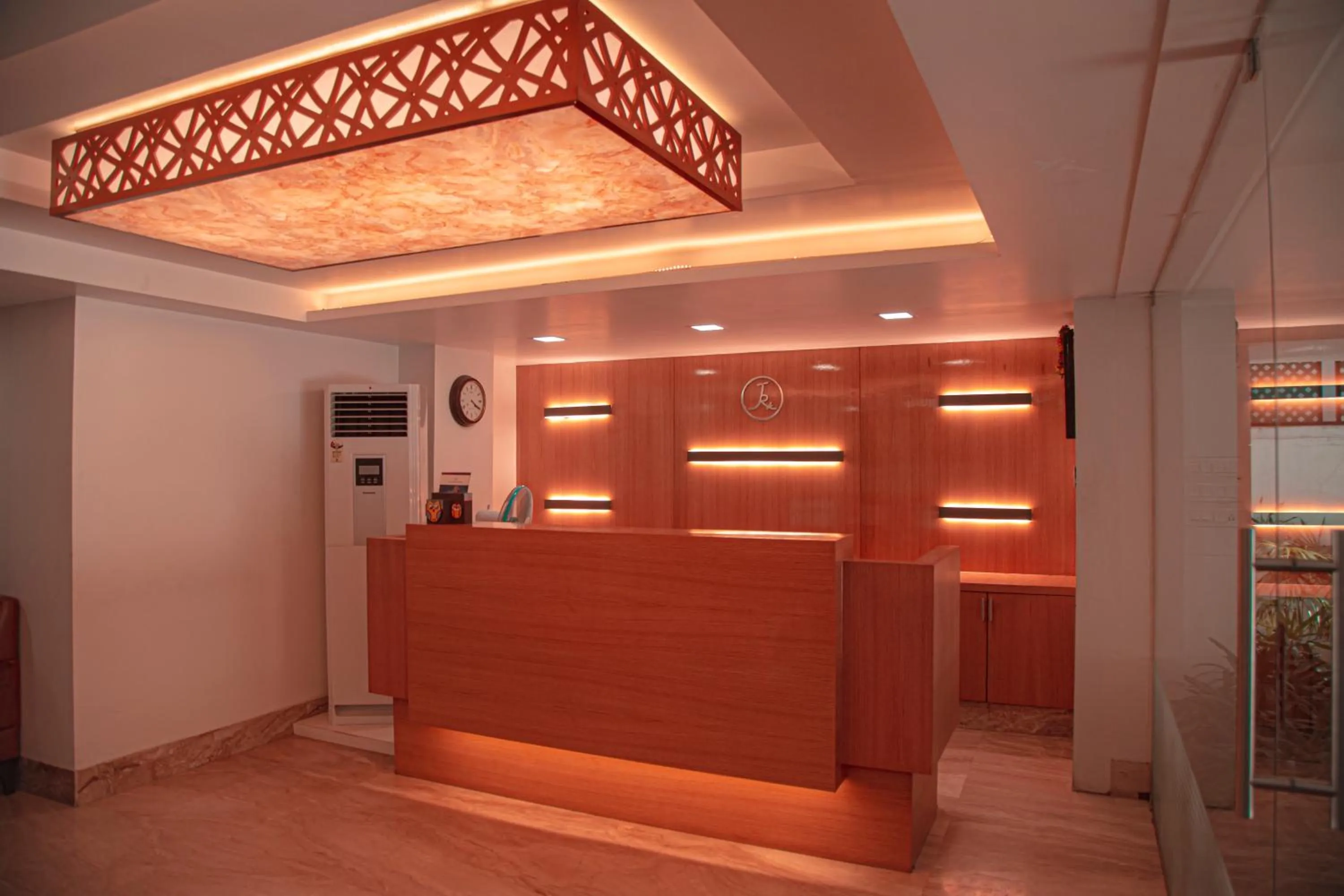 Property building in Park Avenue Suites