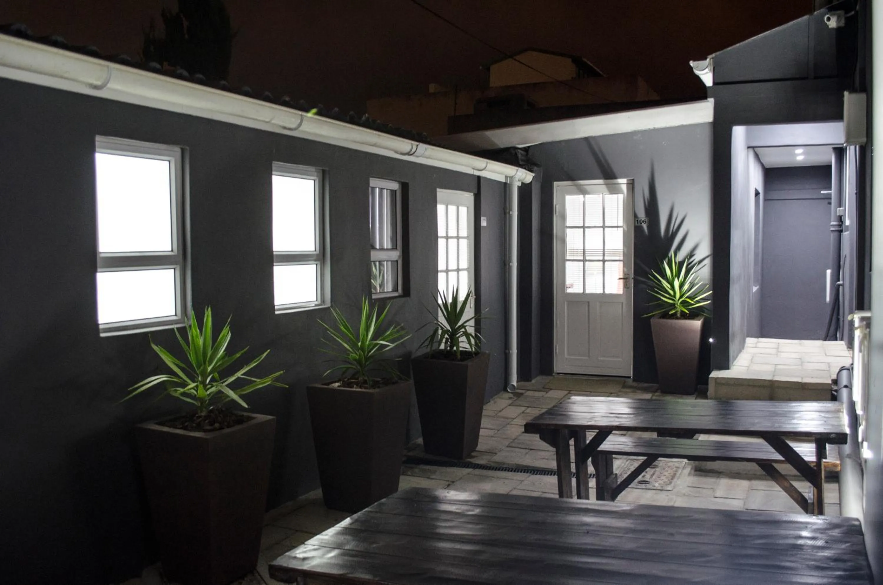 Area and facilities in Cape Town Micro Apartments