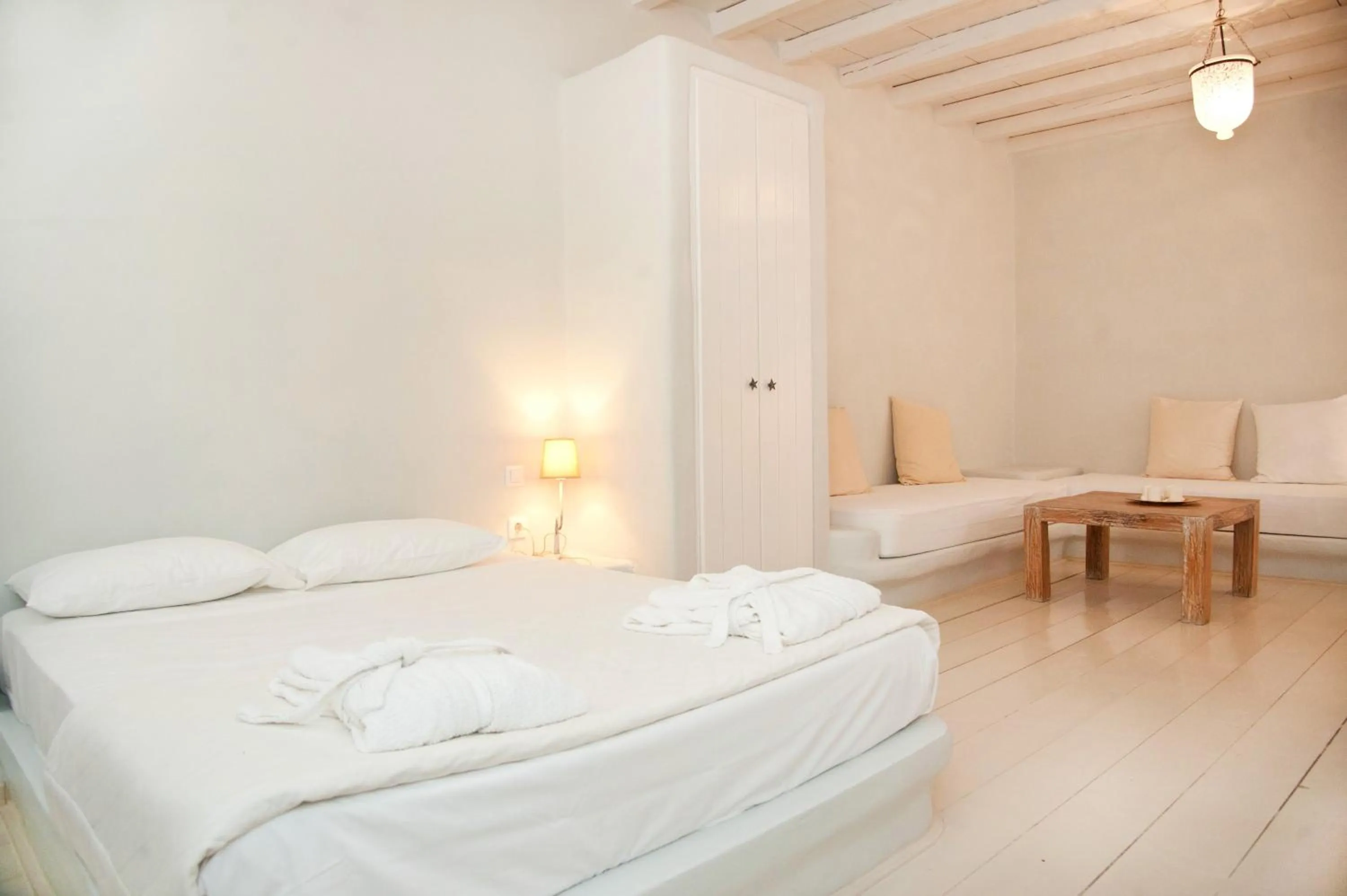 Photo of the whole room in Altana Boutique Hotel