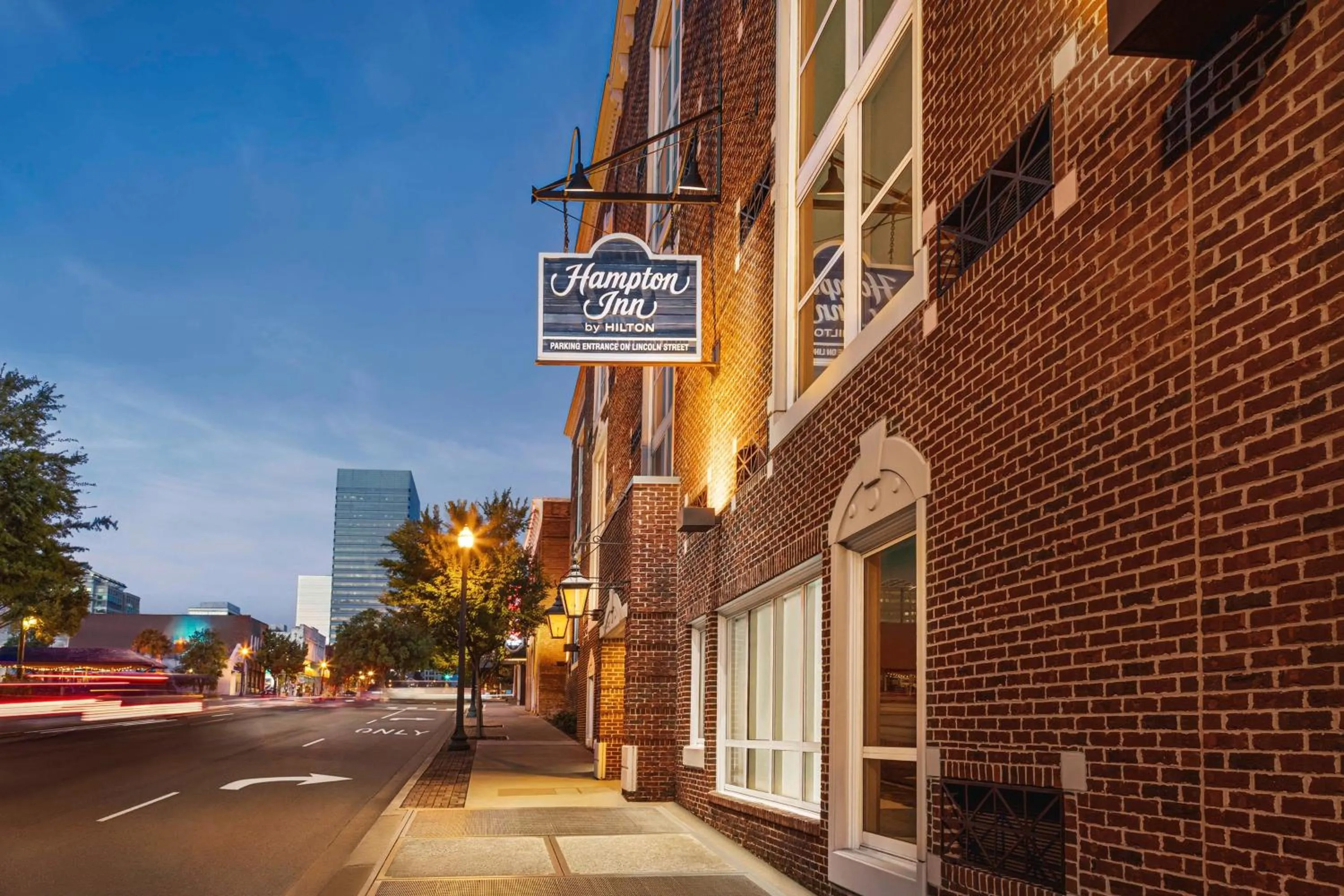 Property building in Hampton Inn Columbia-Downtown Historic District