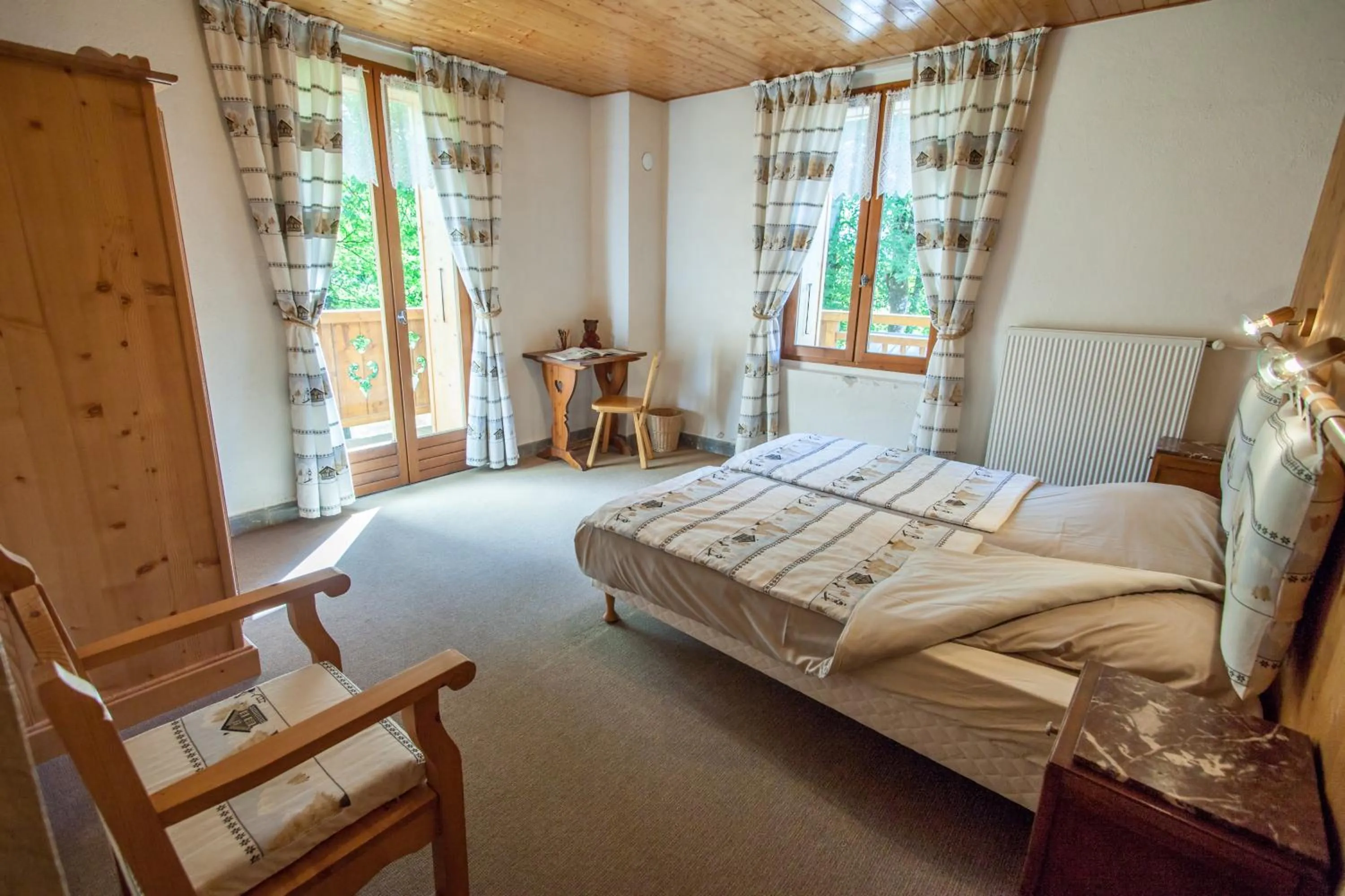 Bed in Résidence La Cour