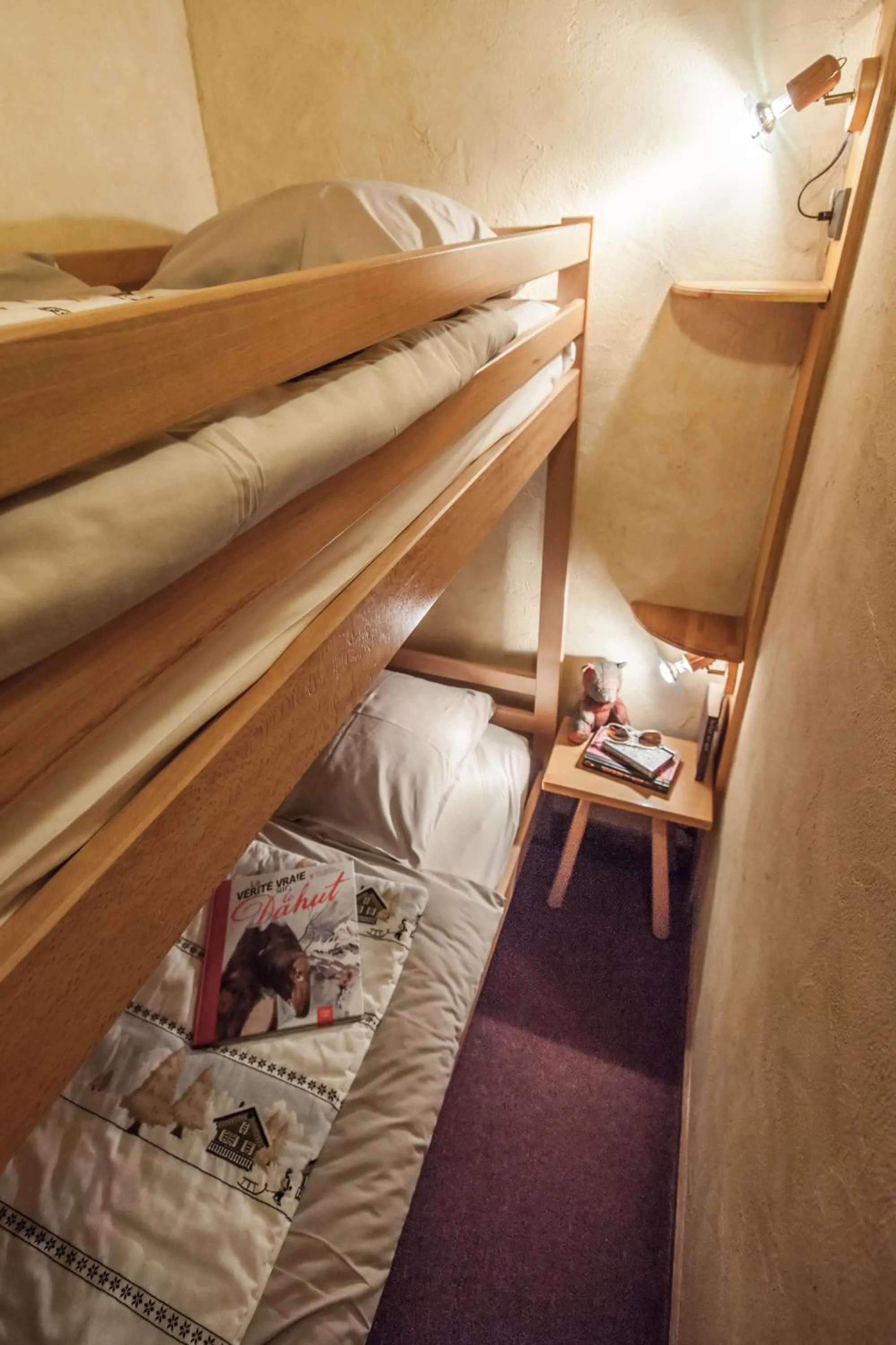 bunk bed, Bed in Résidence La Cour