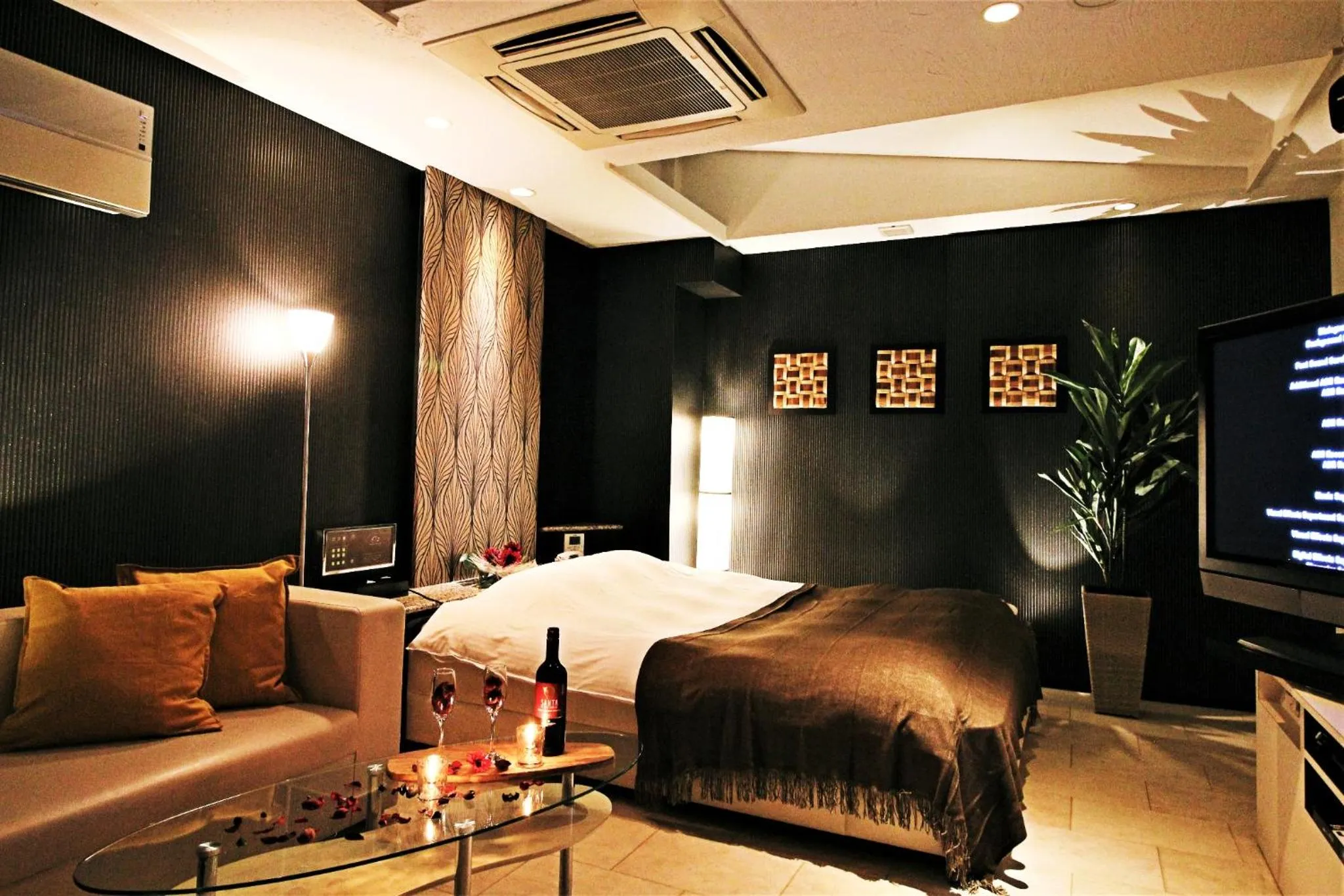 HOTEL O2 -Adult Only-