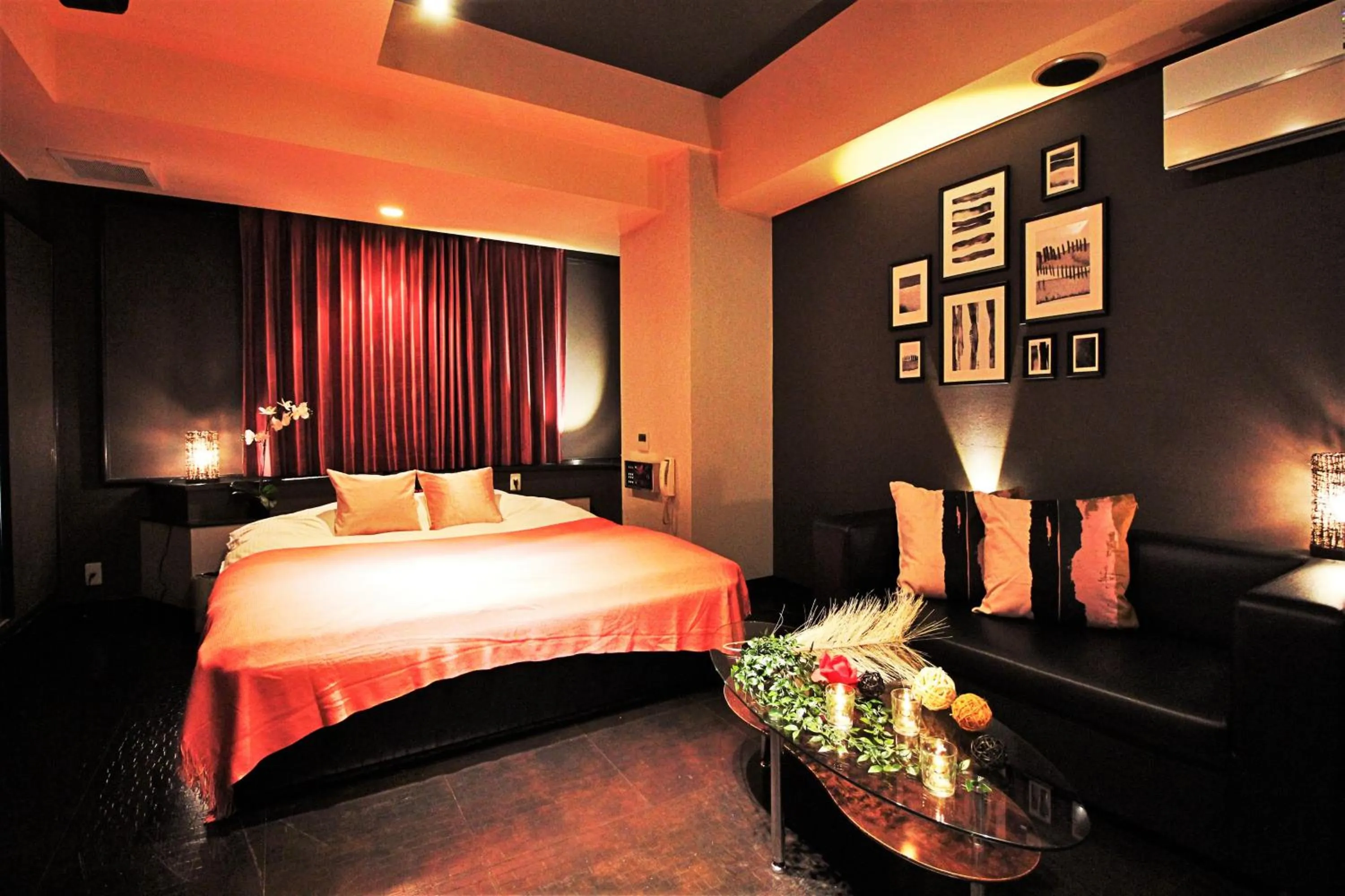 Bed in HOTEL O2 -Adult Only-