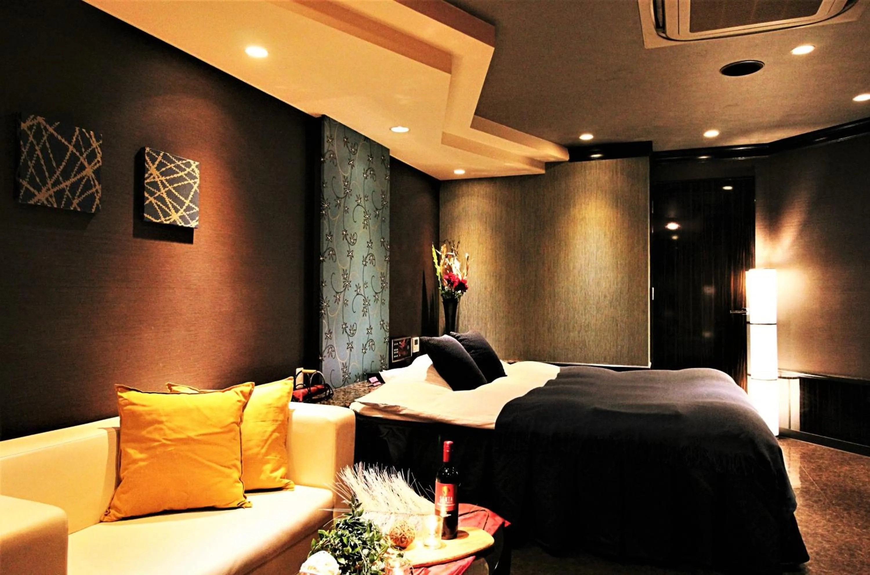 Bed in HOTEL O2 -Adult Only-