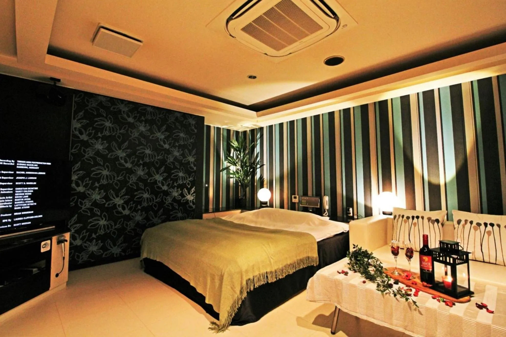 Bed in HOTEL O2 -Adult Only-