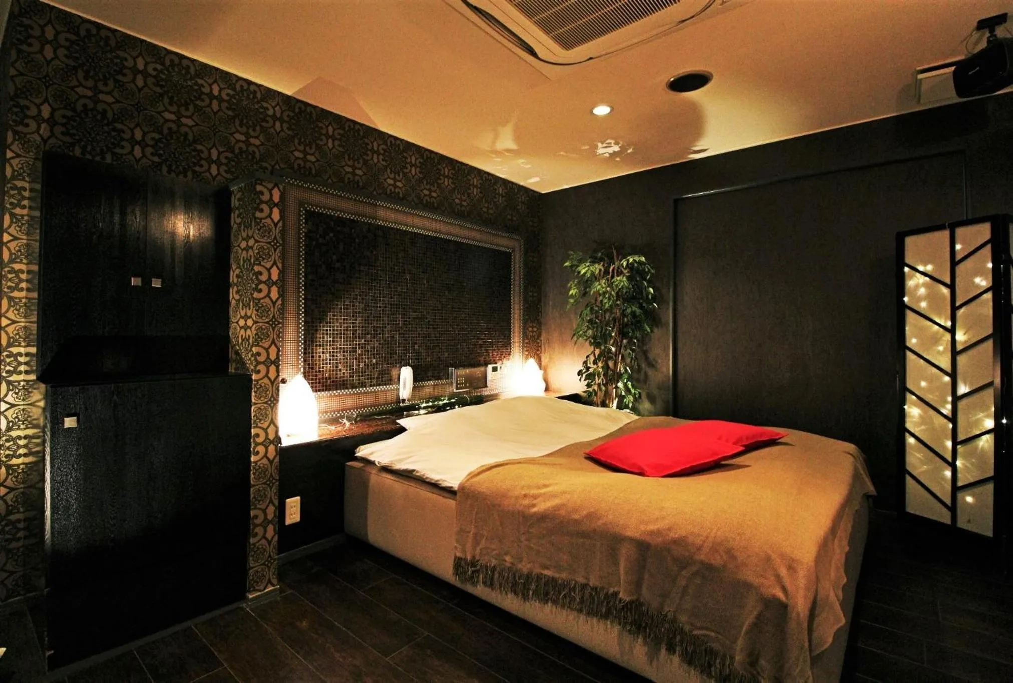 Bed in HOTEL O2 -Adult Only-