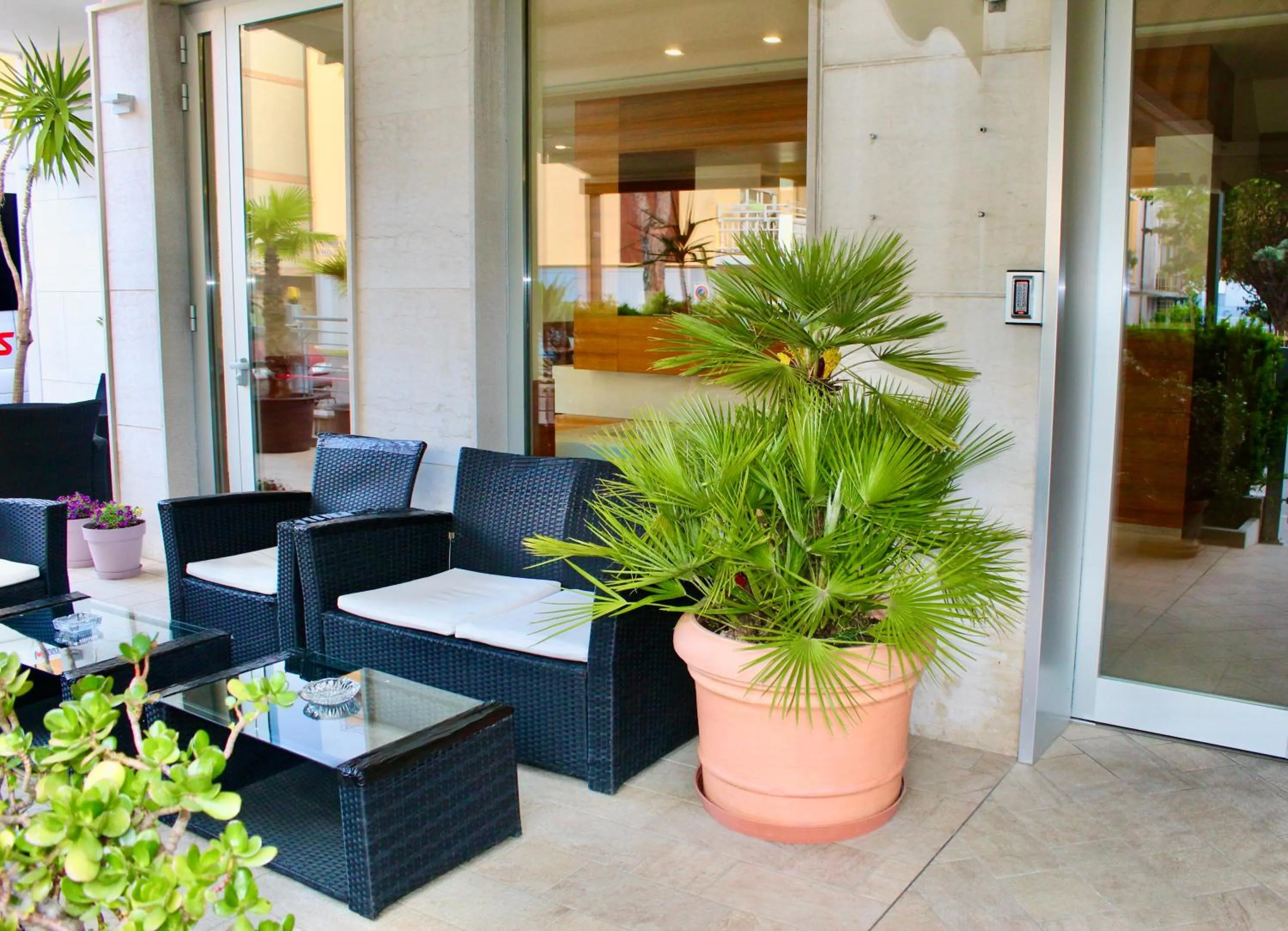 Facade/entrance in Hotel Cristina