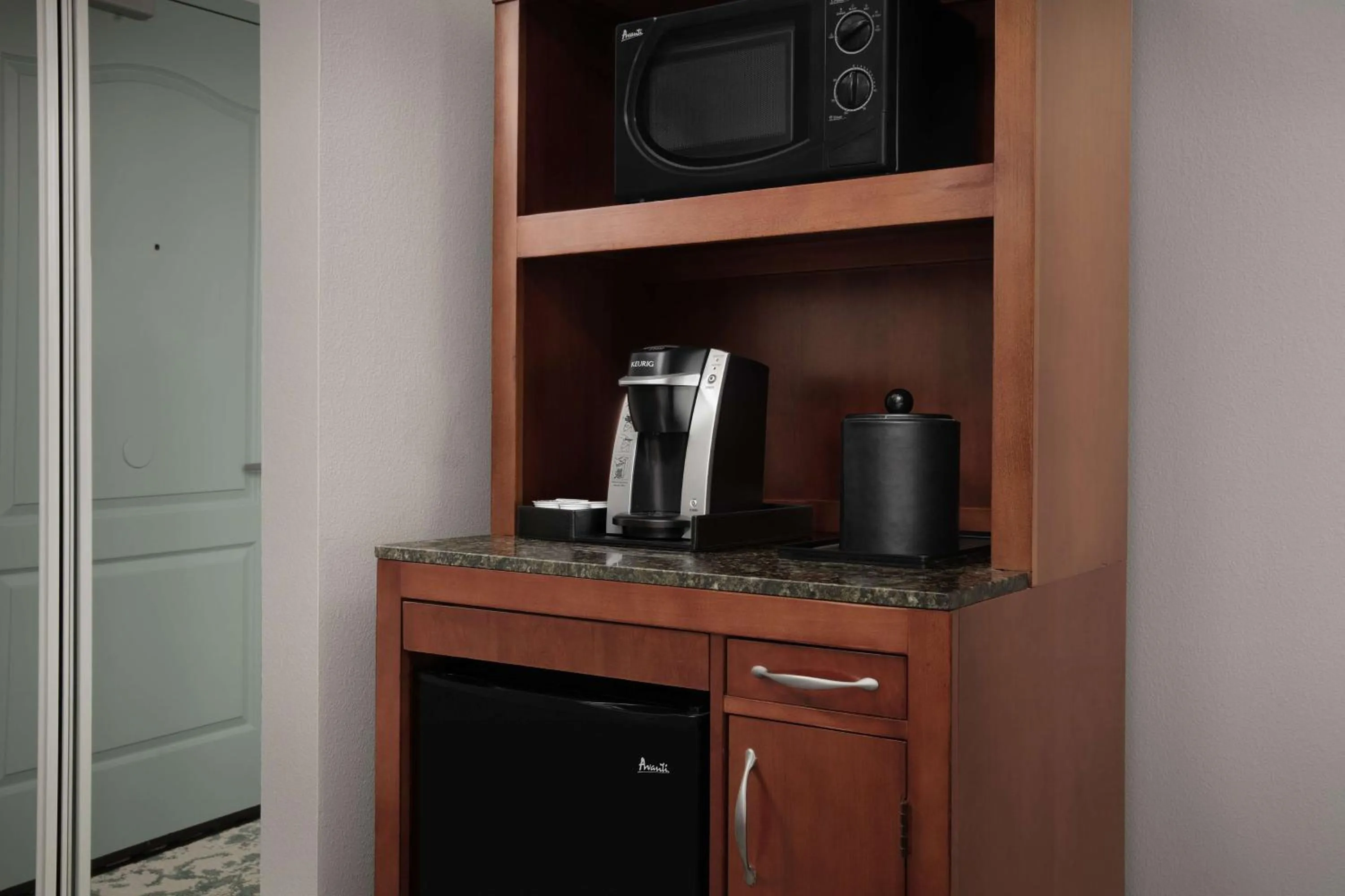 Photo of the whole room in Hilton Garden Inn Columbia/Harbison