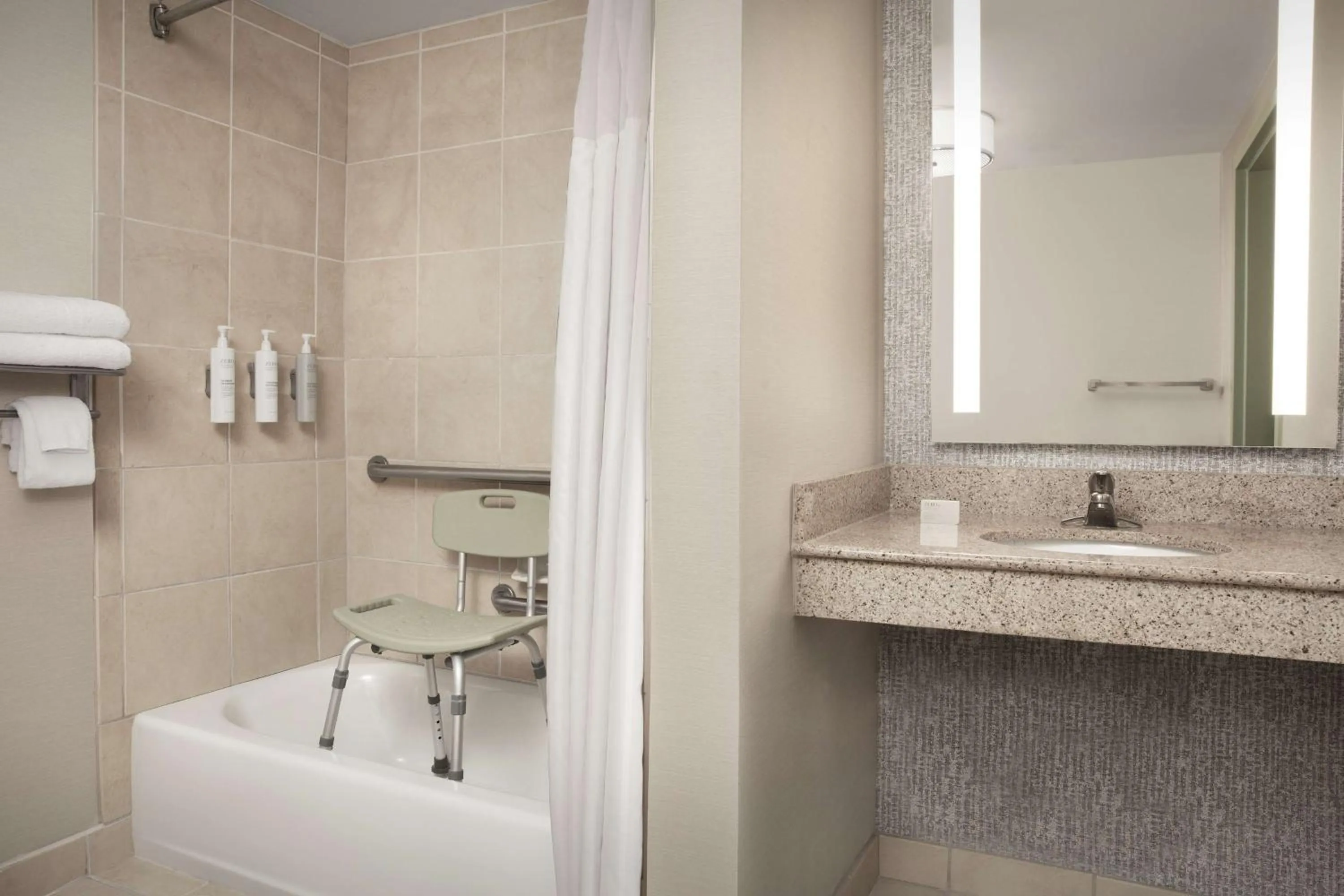 Bathroom in Hilton Garden Inn Columbia/Harbison